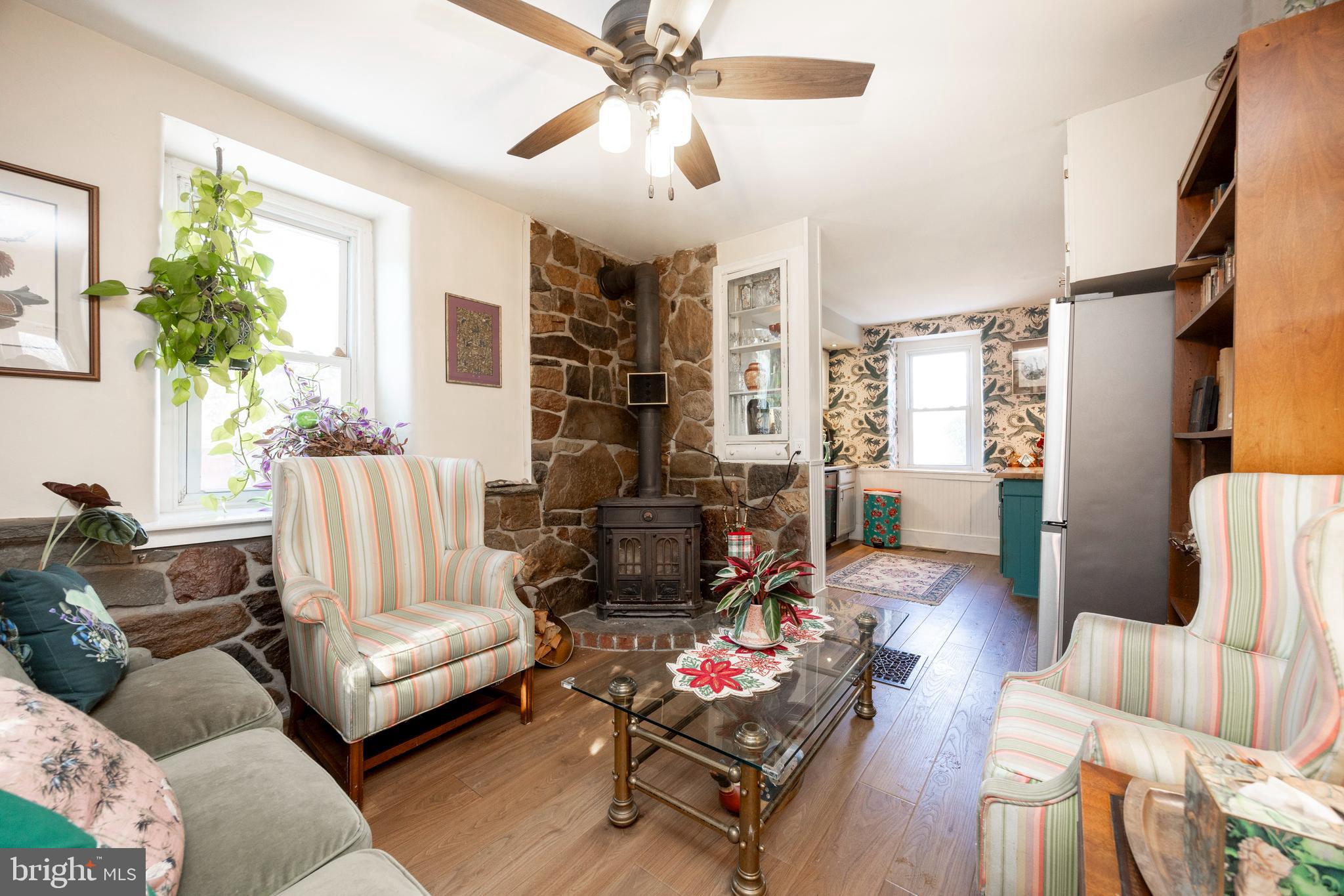 635 OLD SUMNEYTOWN PIKE