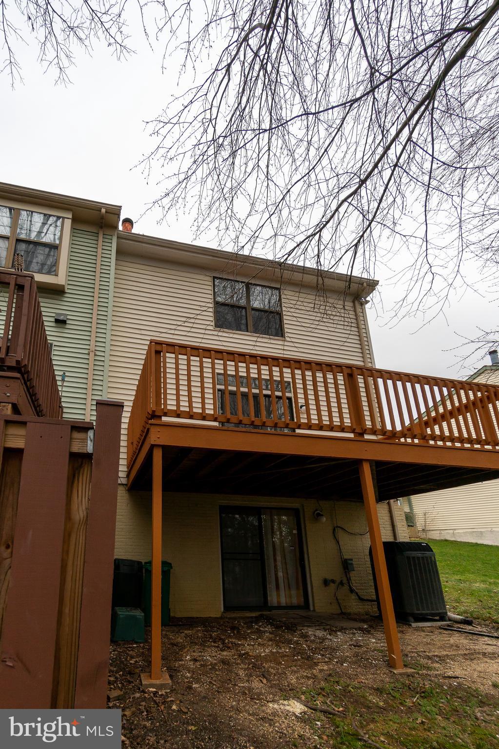 LAUREL OAKS - Residential