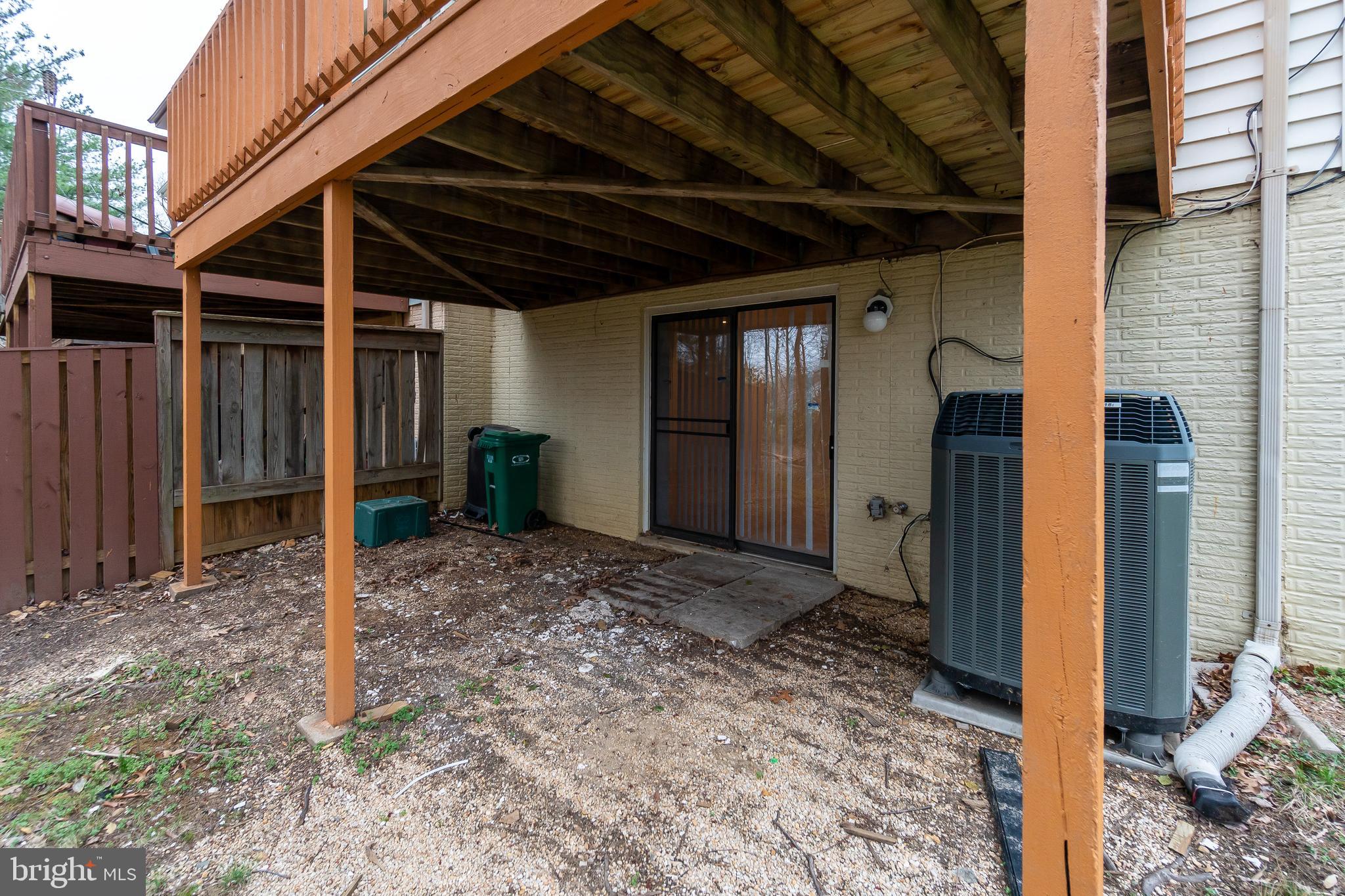 LAUREL OAKS - Residential