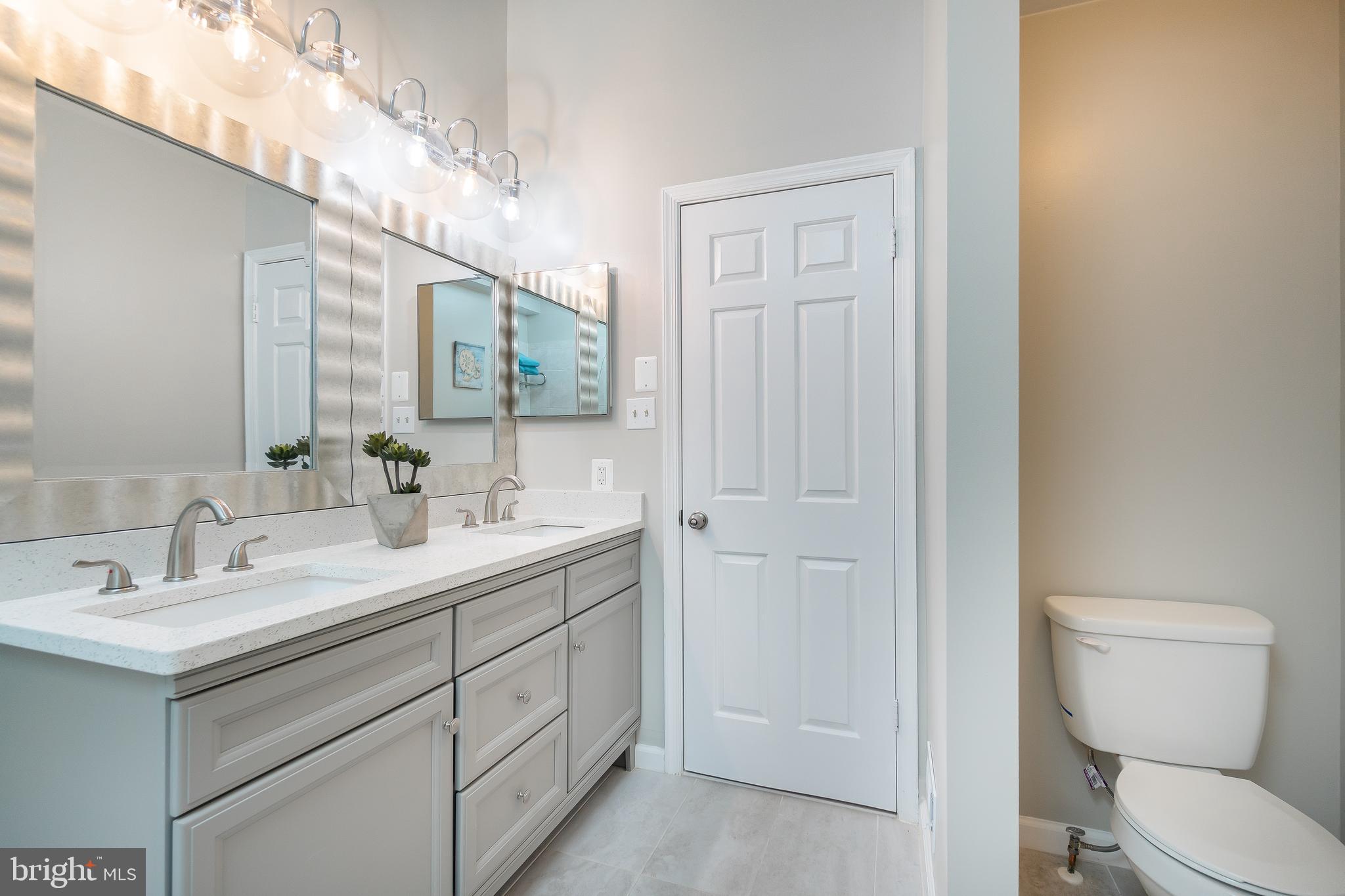 LAUREL OAKS - Residential