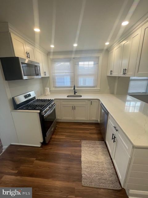 335 W 10TH AVENUE