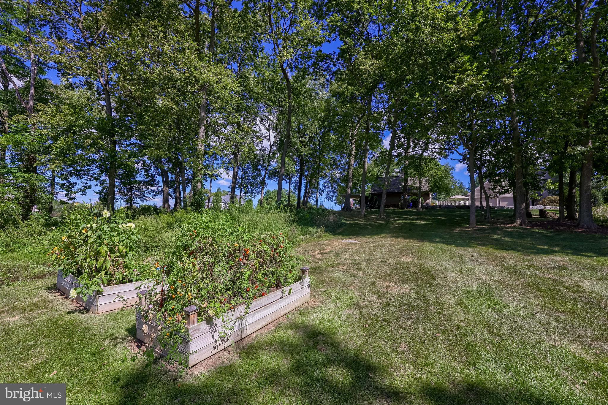 BENT CEEK C.C. - Residential