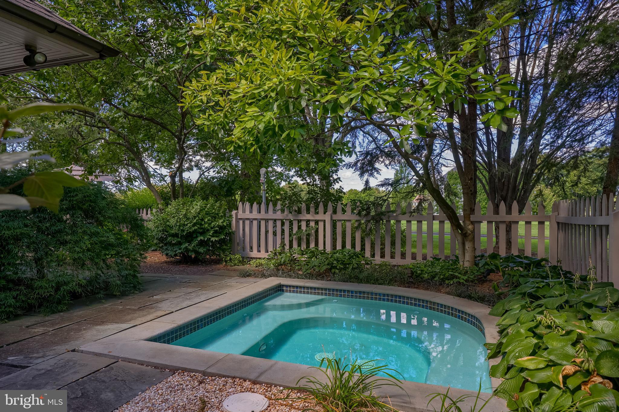 BENT CEEK C.C. - Residential