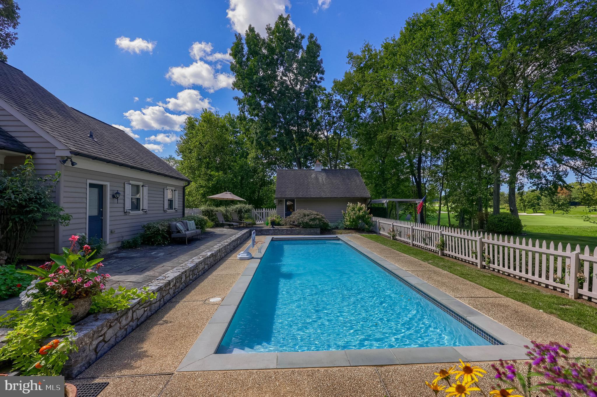 BENT CEEK C.C. - Residential