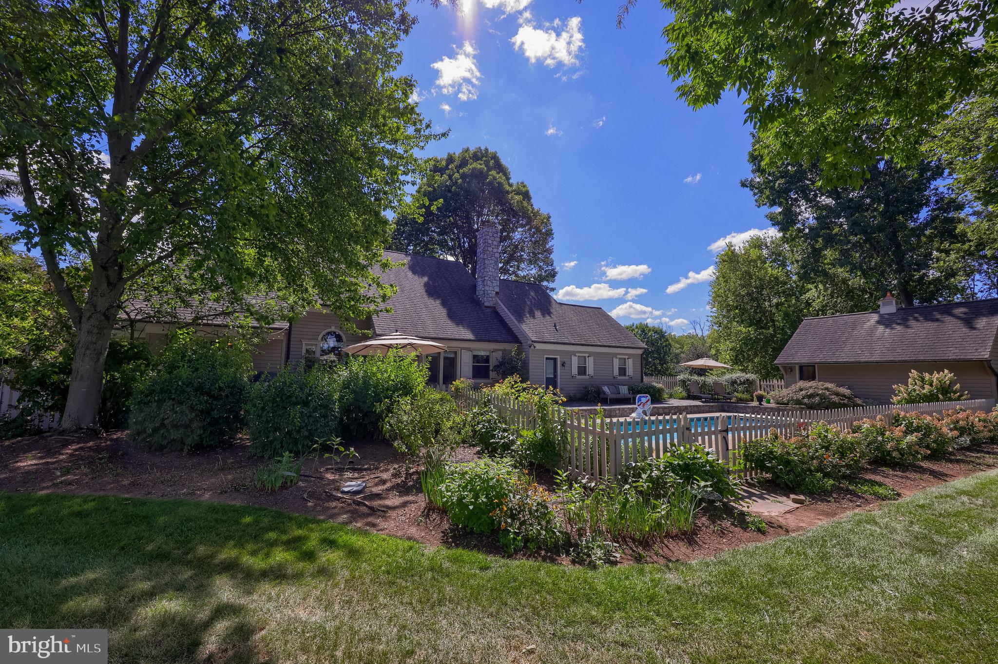 BENT CEEK C.C. - Residential