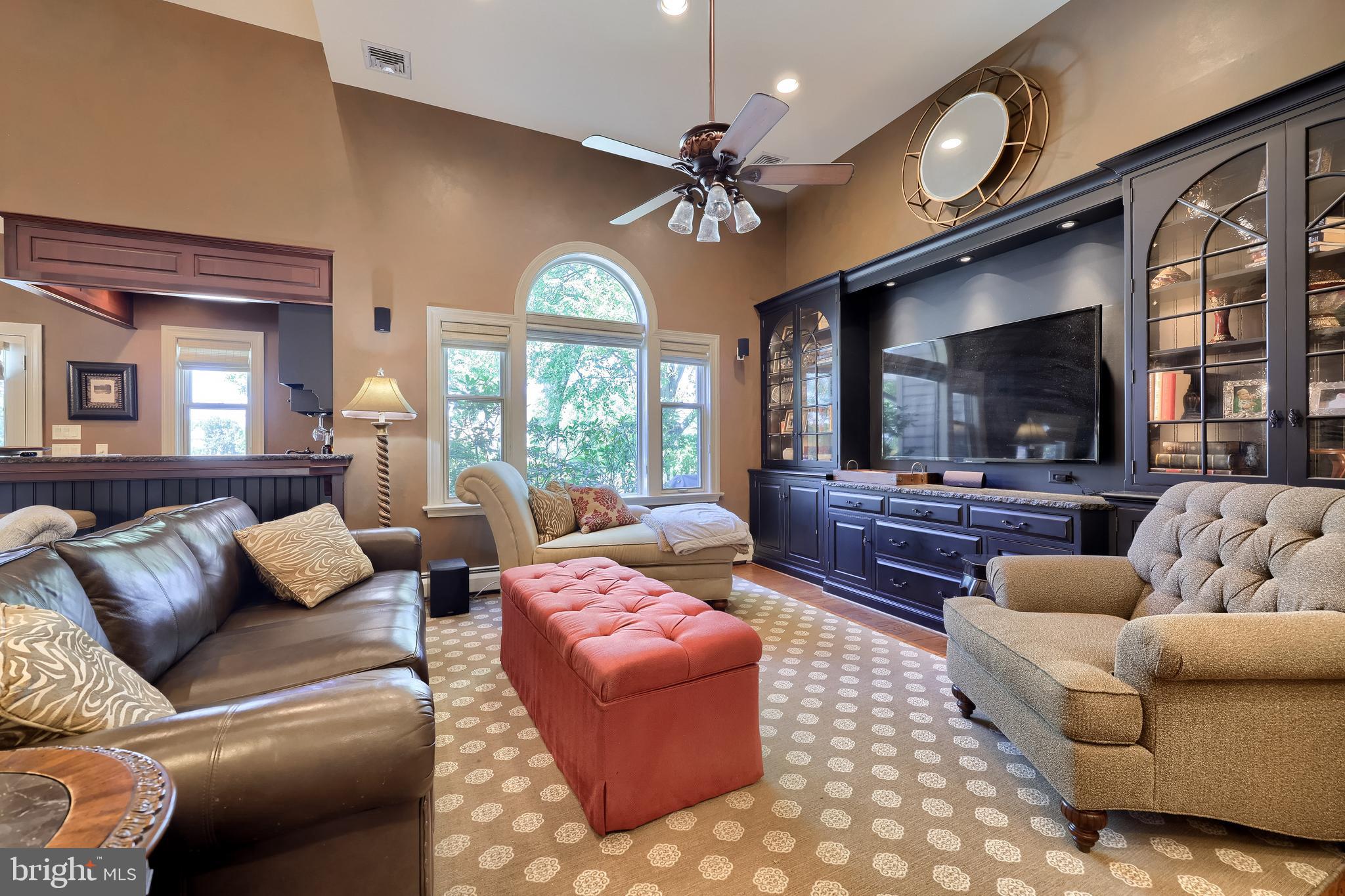 BENT CEEK C.C. - Residential