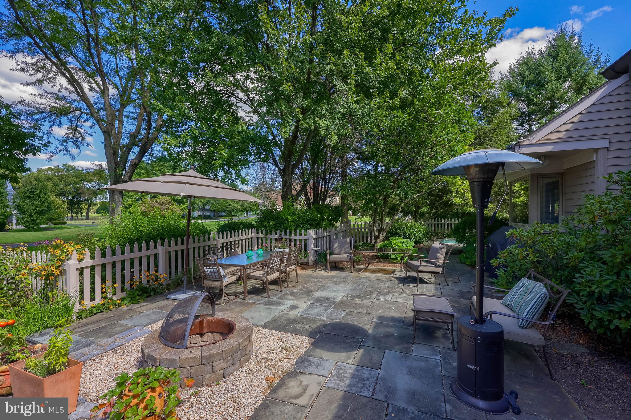 BENT CEEK C.C. - Residential