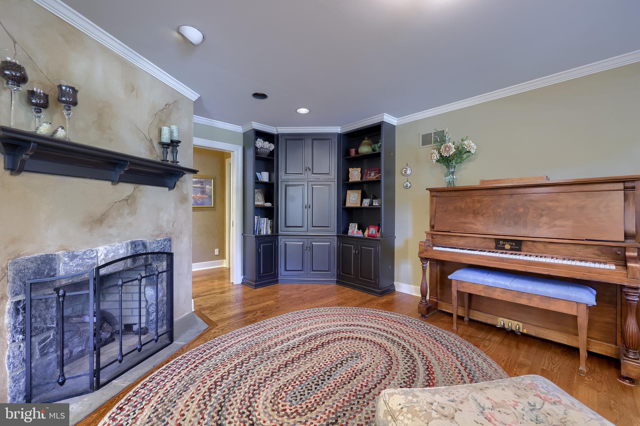 BENT CEEK C.C. - Residential