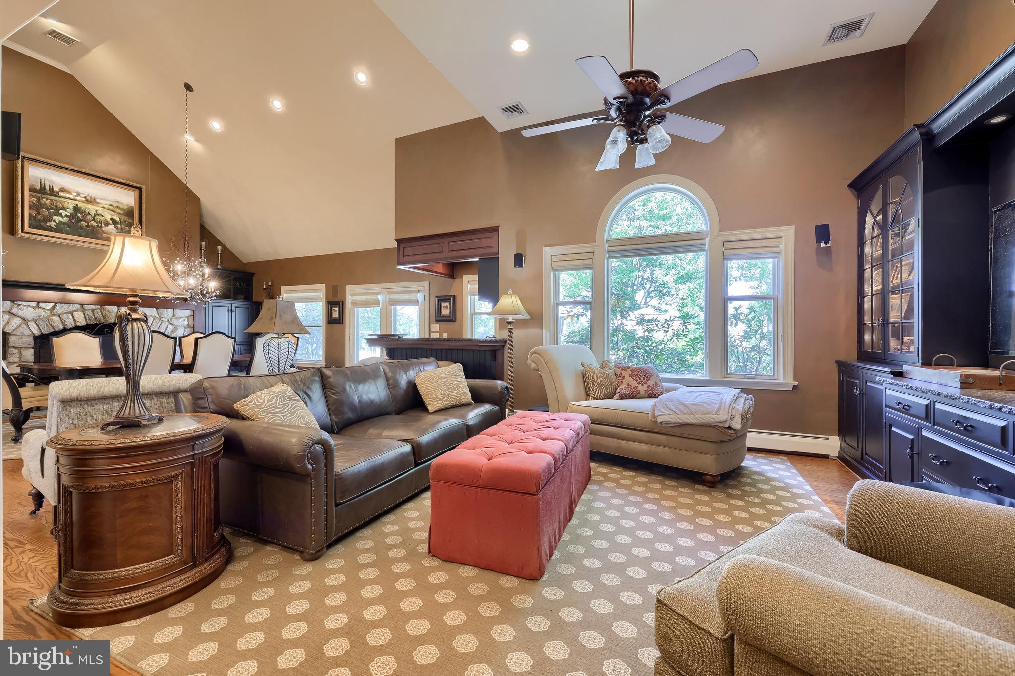 BENT CEEK C.C. - Residential