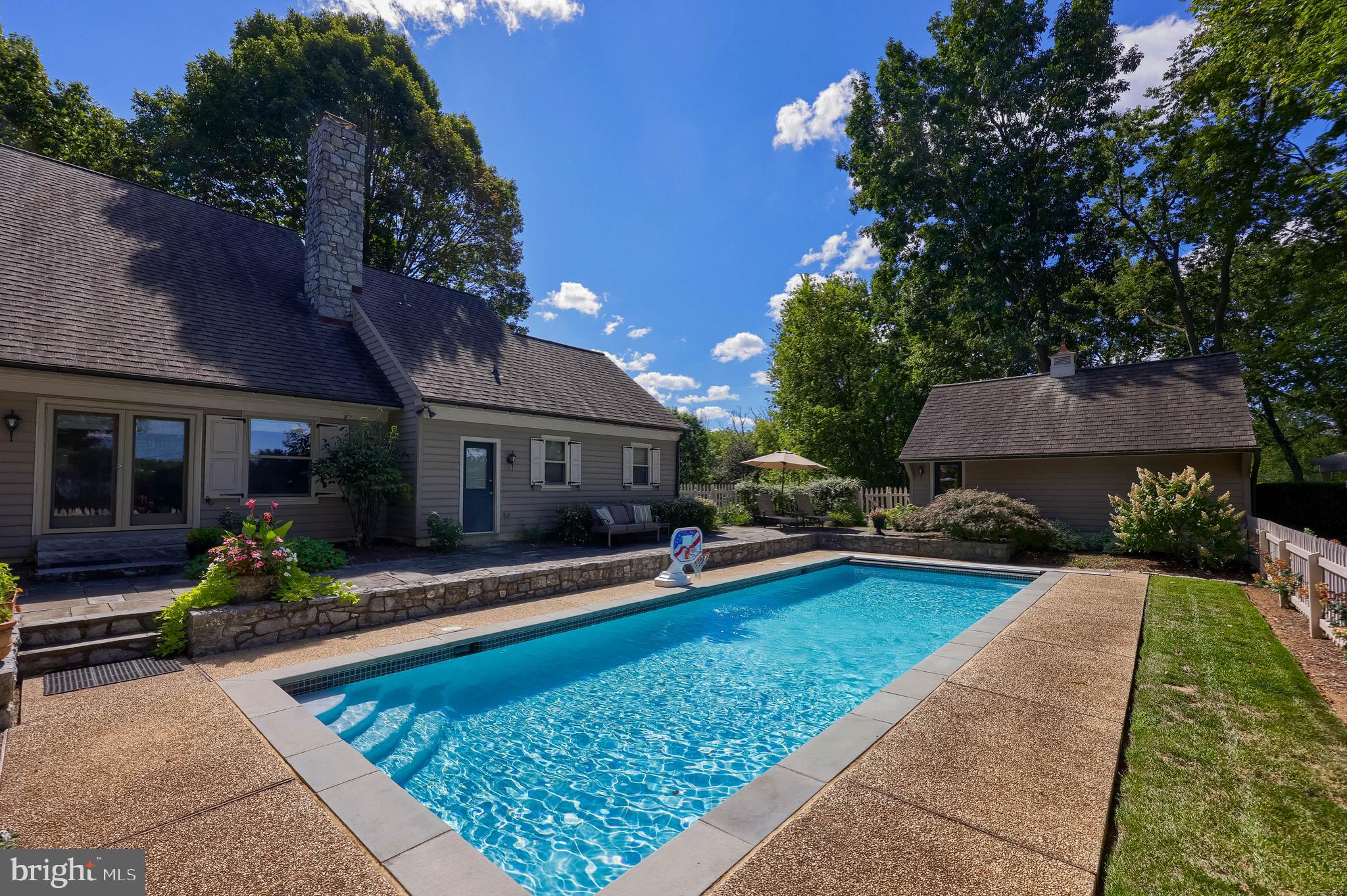 BENT CEEK C.C. - Residential