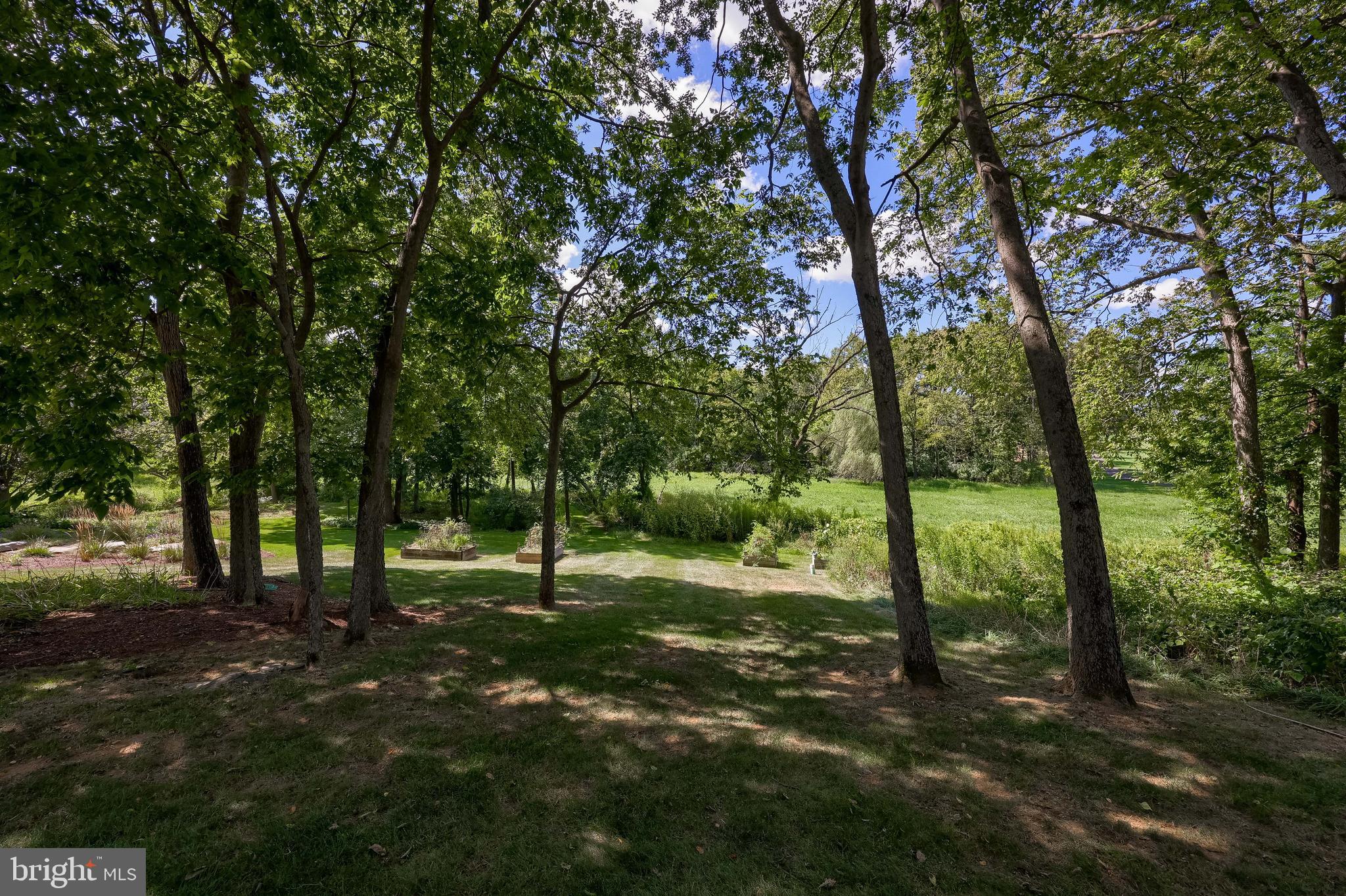 BENT CEEK C.C. - Residential