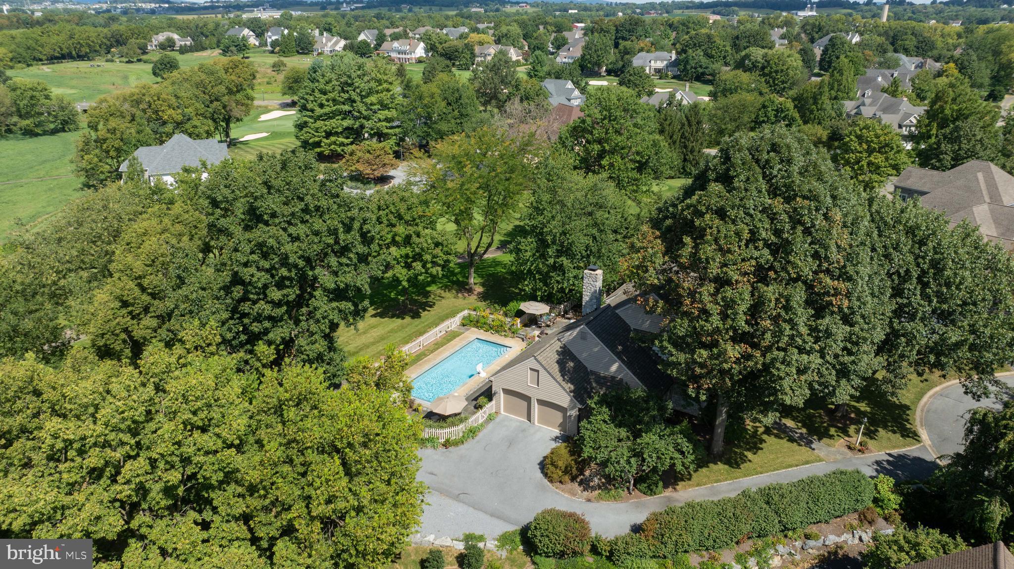 BENT CEEK C.C. - Residential