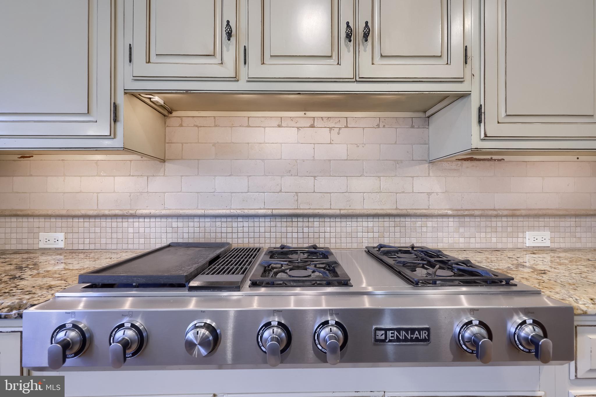 BENT CEEK C.C. - Residential