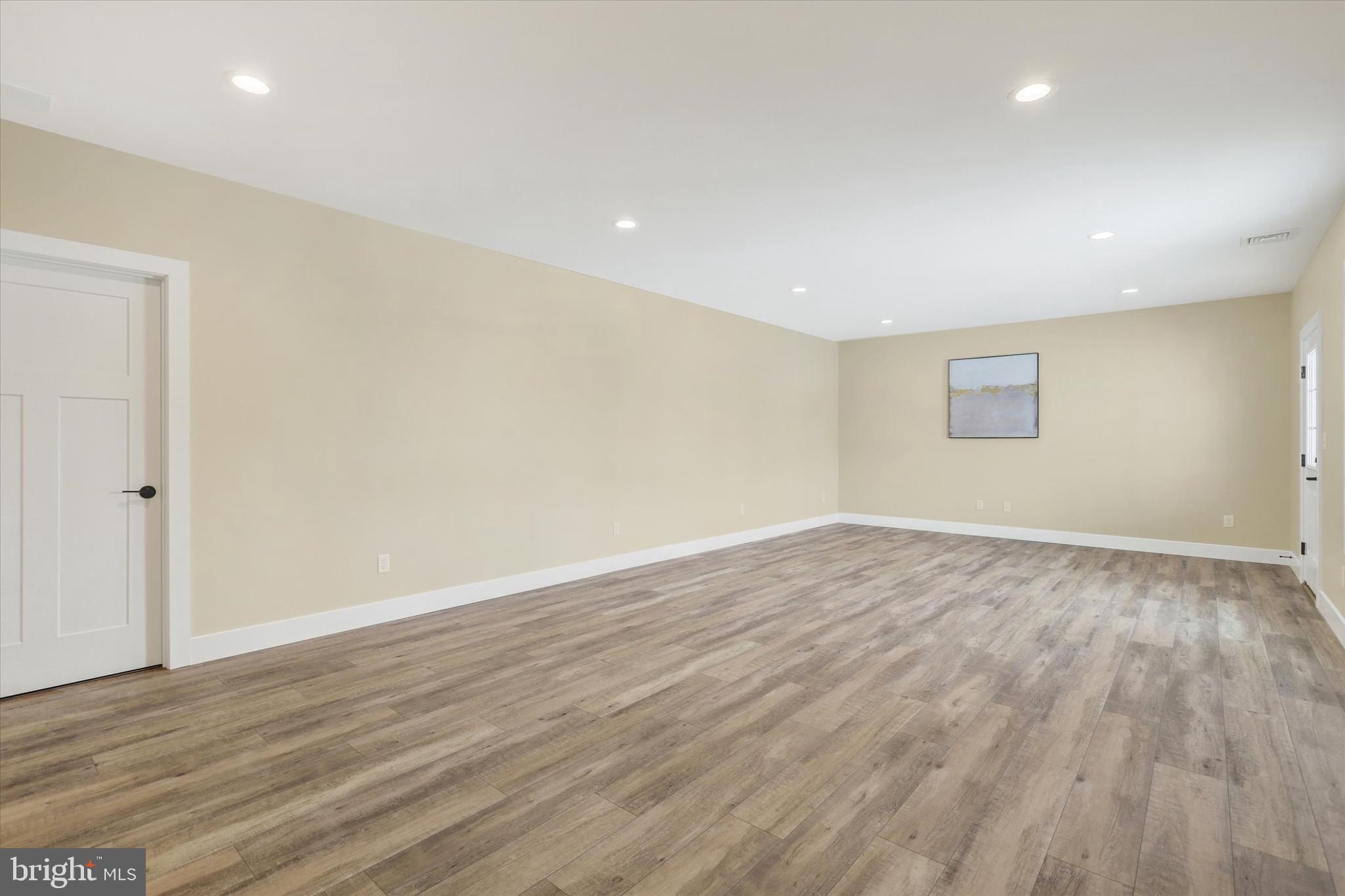 PENN NATIONAL GOLF COURSE COMMUNITY - Residential