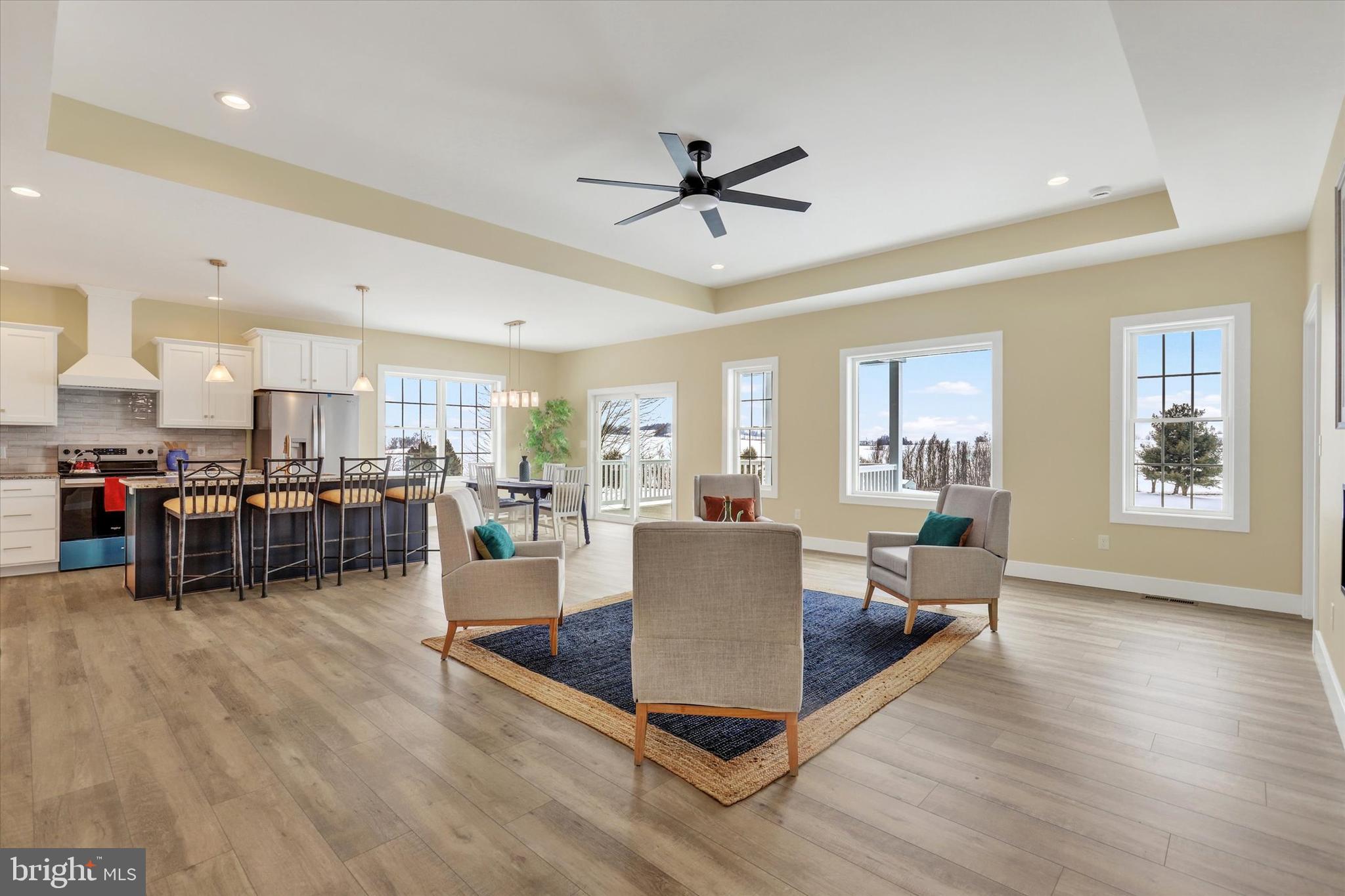 PENN NATIONAL GOLF COURSE COMMUNITY - Residential