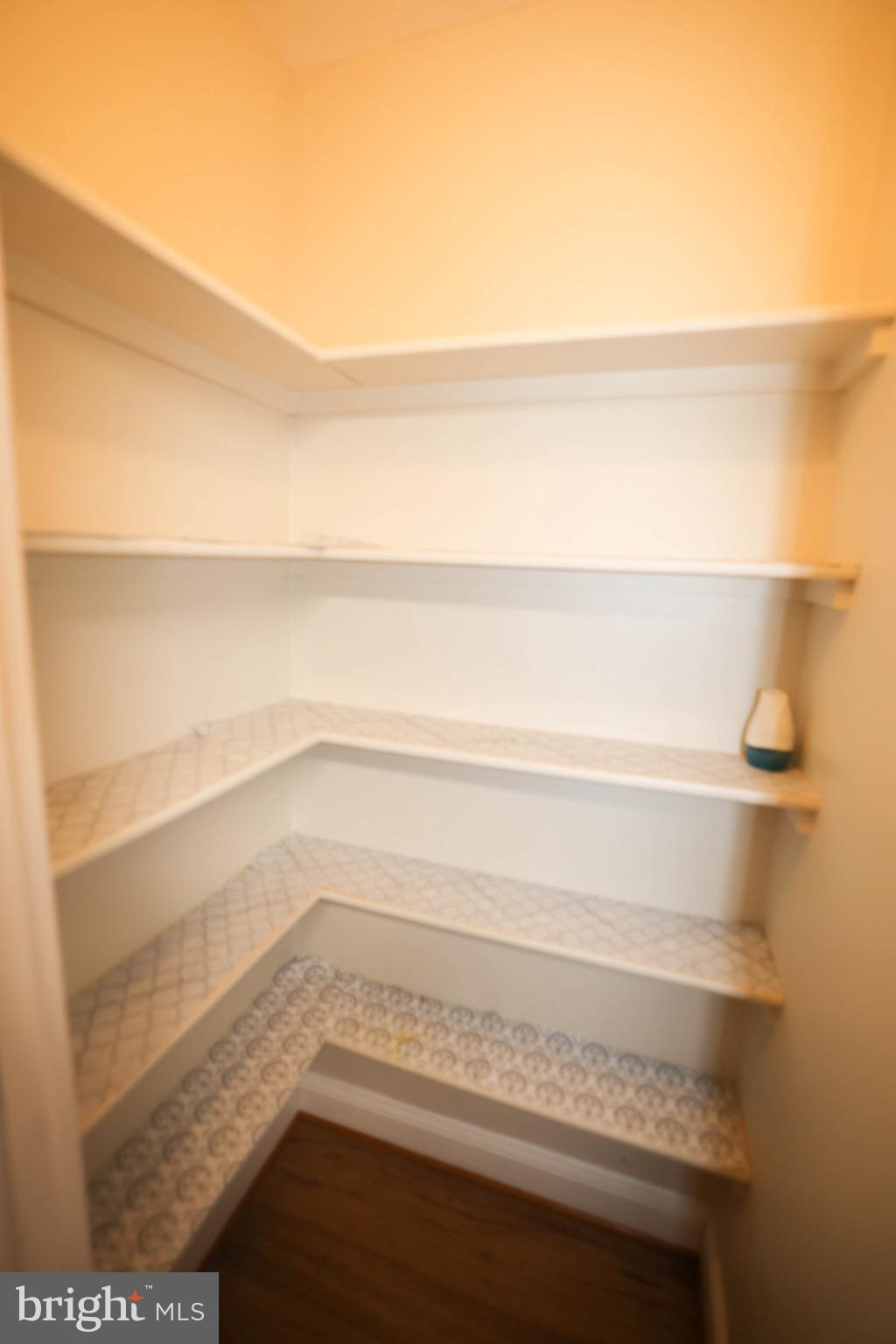 ROTONDA - Residential Lease