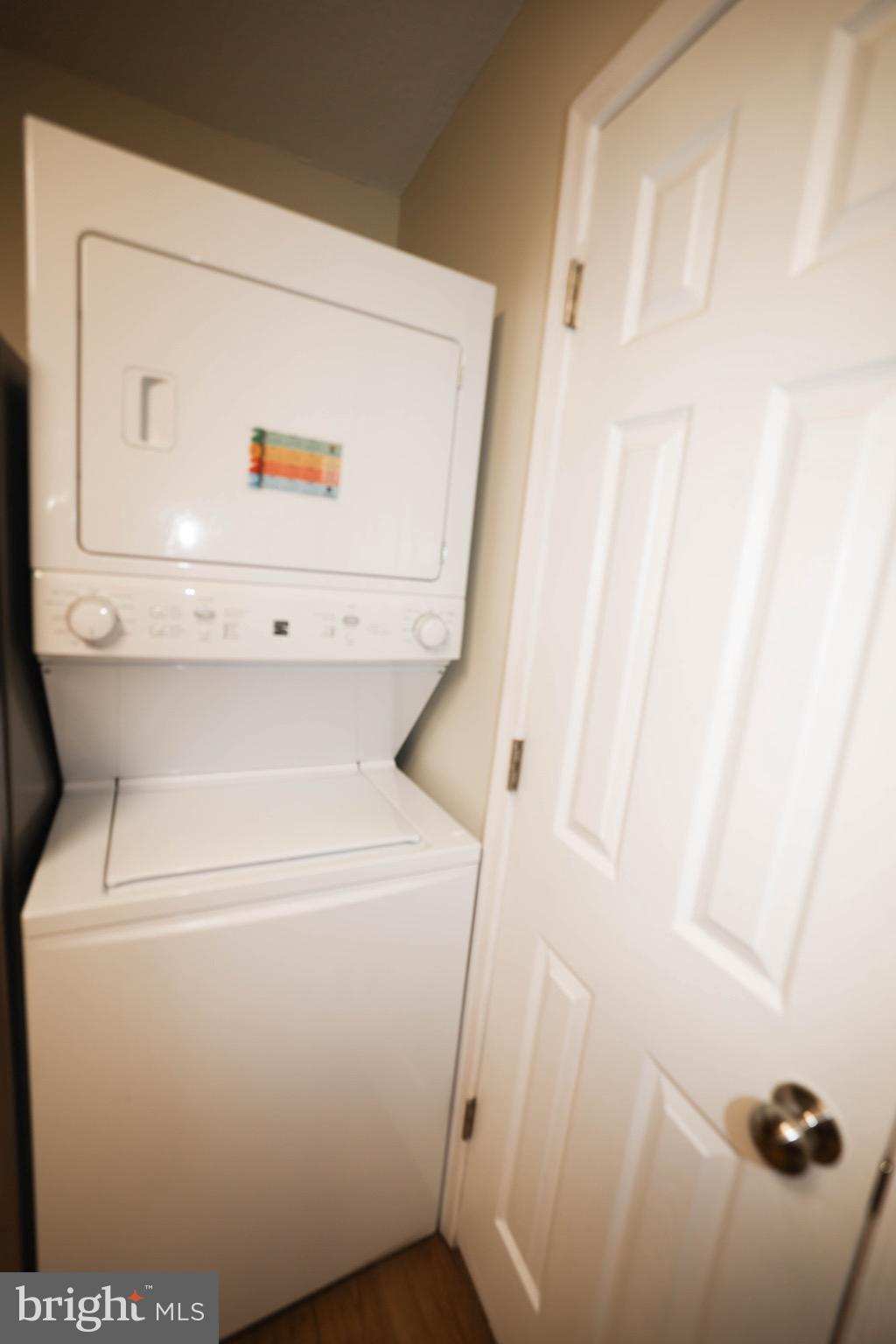 ROTONDA - Residential Lease