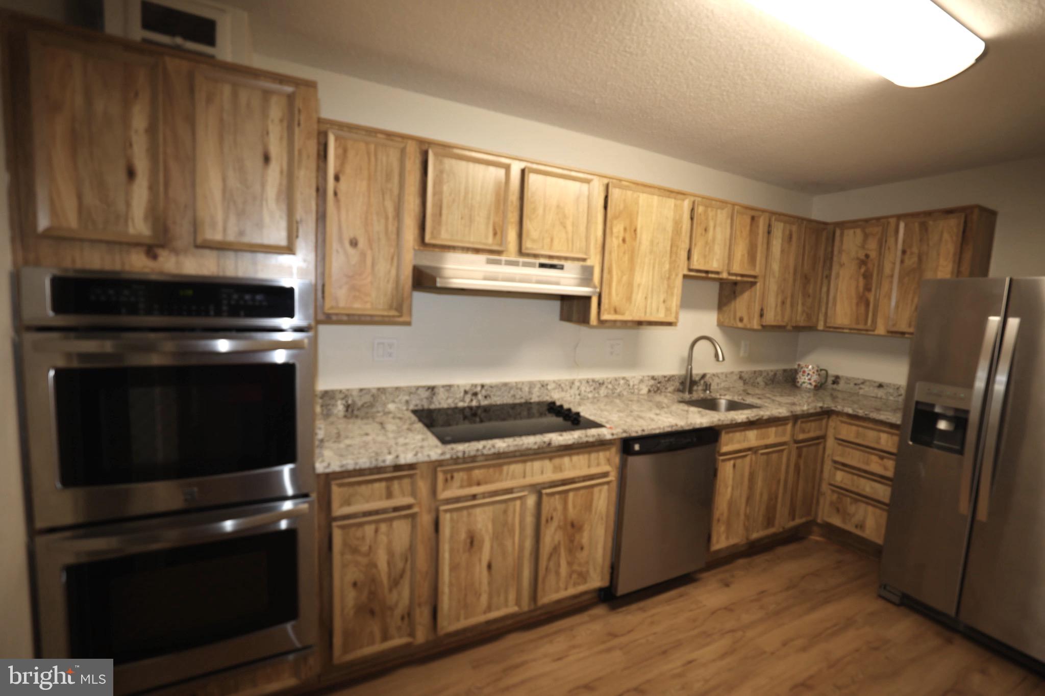 ROTONDA - Residential Lease