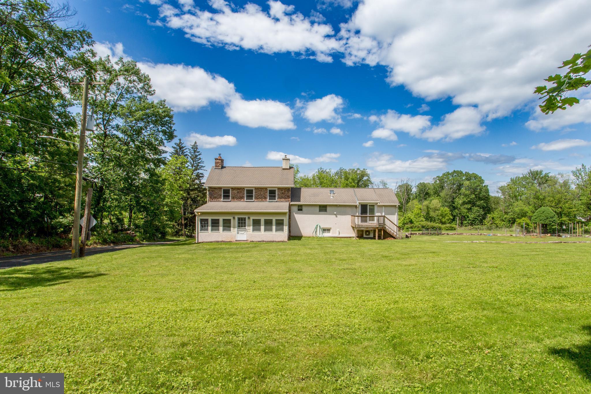 577 SACKETTSFORD ROAD