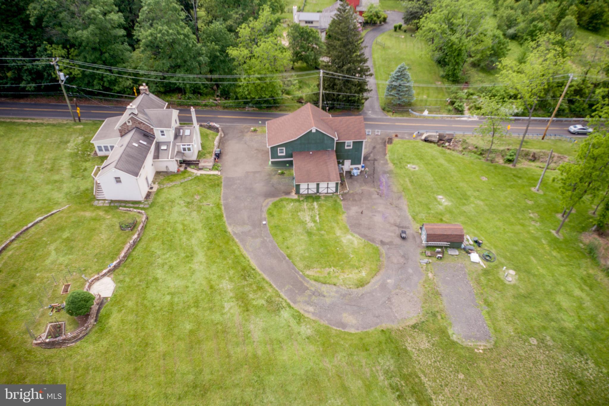 577 SACKETTSFORD ROAD