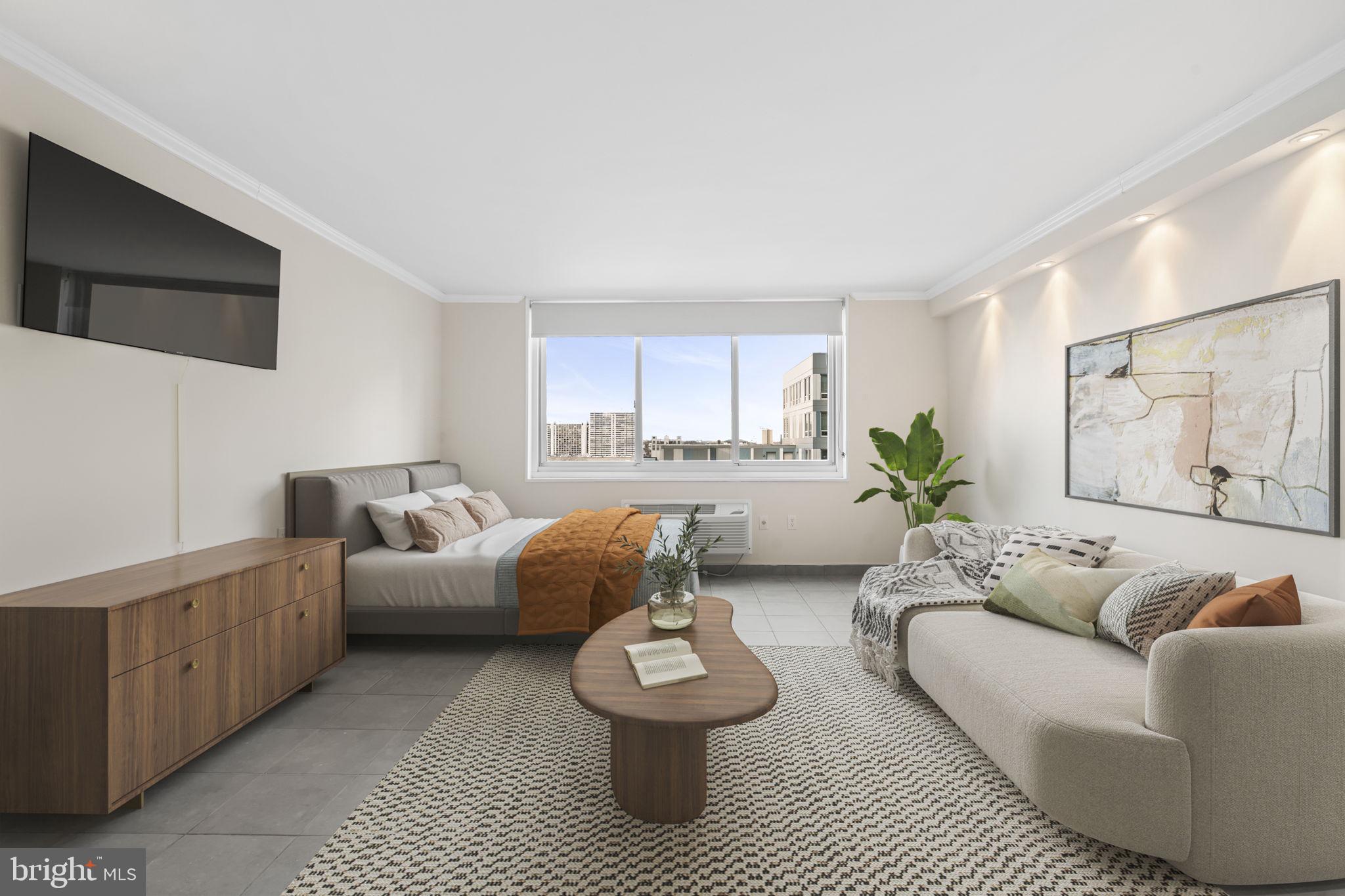 LOGAN SQUARE - Residential