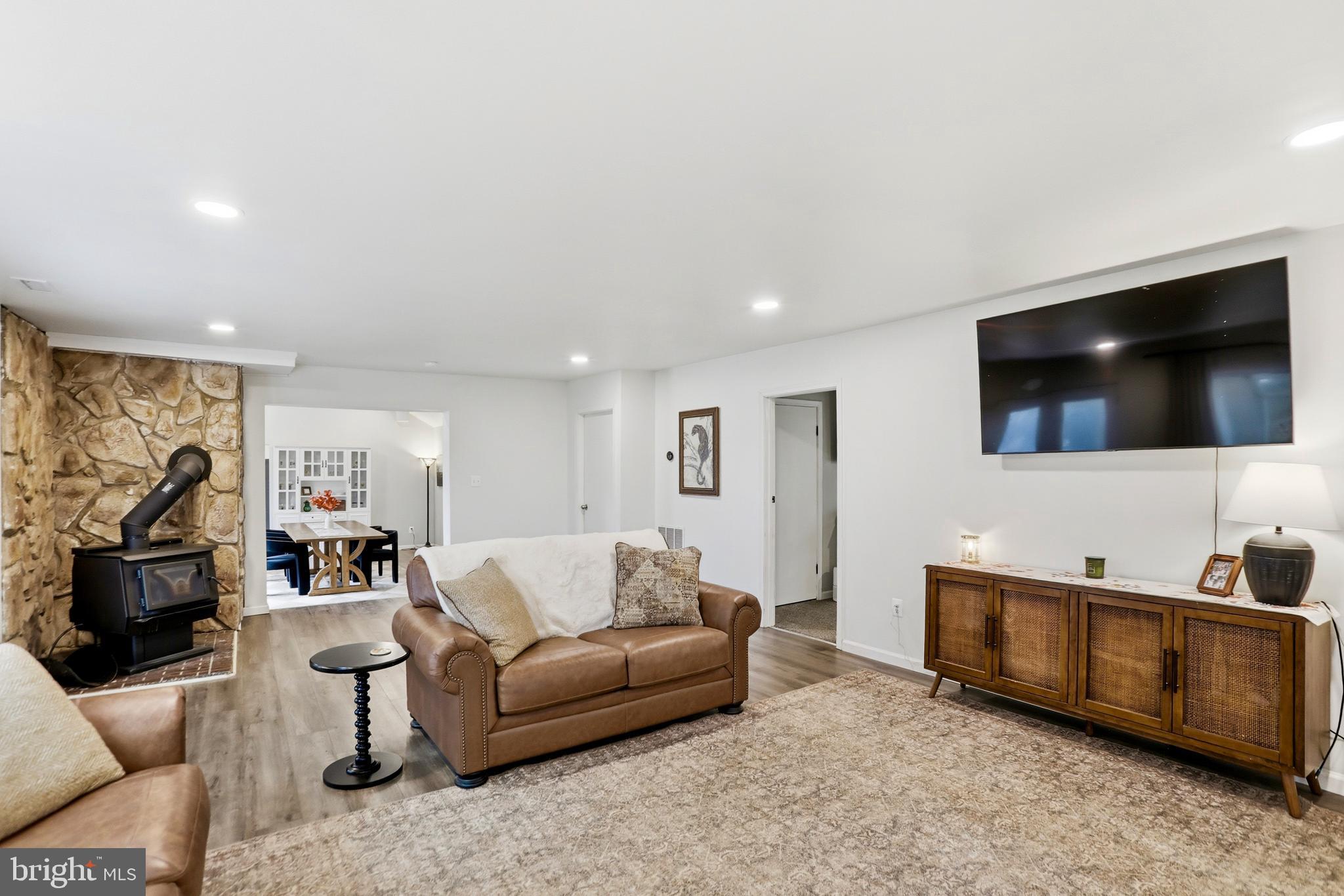 SHANNONDALE - Residential