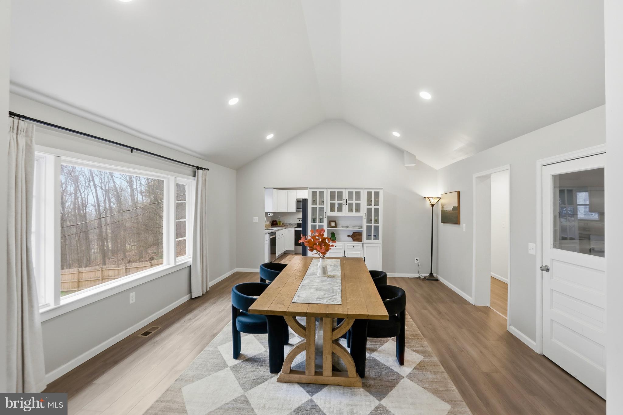 SHANNONDALE - Residential