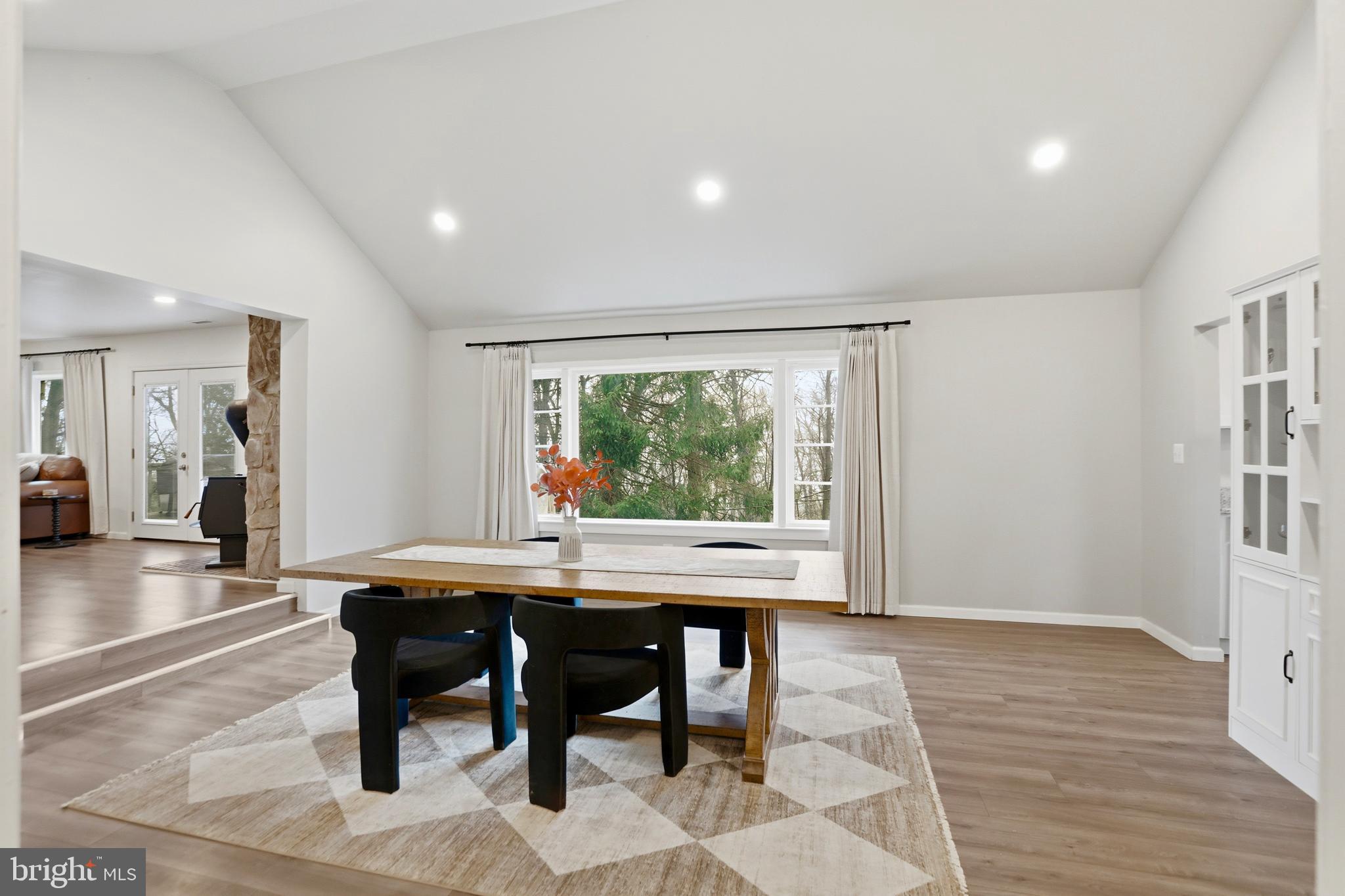 SHANNONDALE - Residential