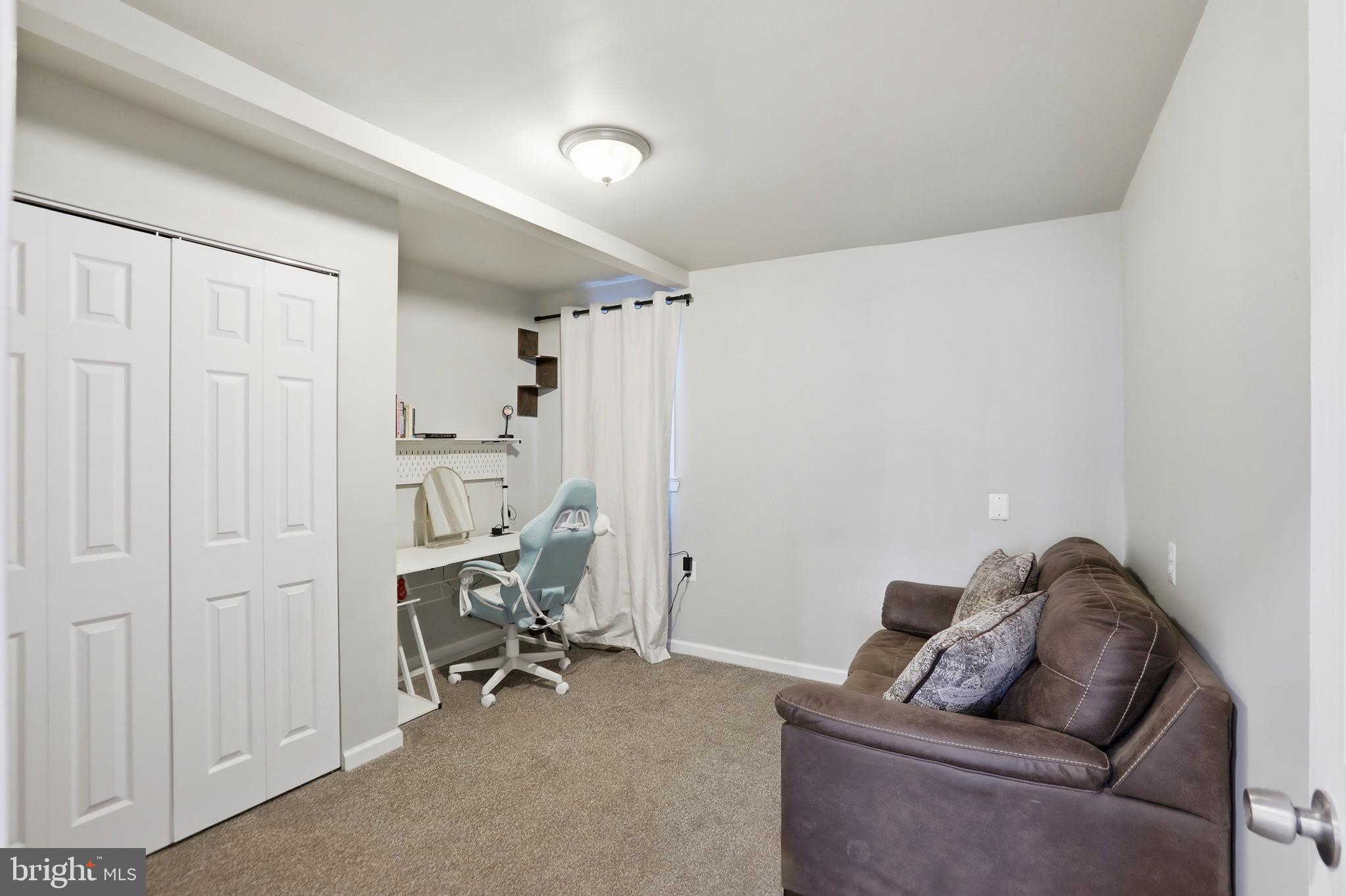 SHANNONDALE - Residential