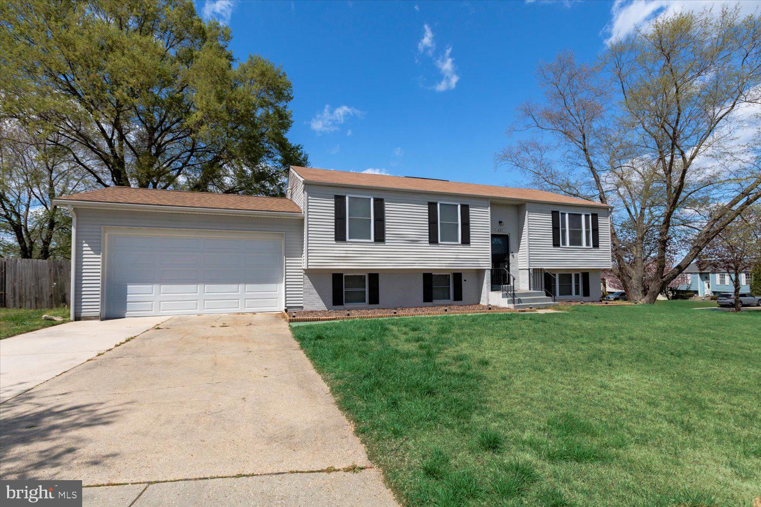 617 CASTLEWOOD DRIVE