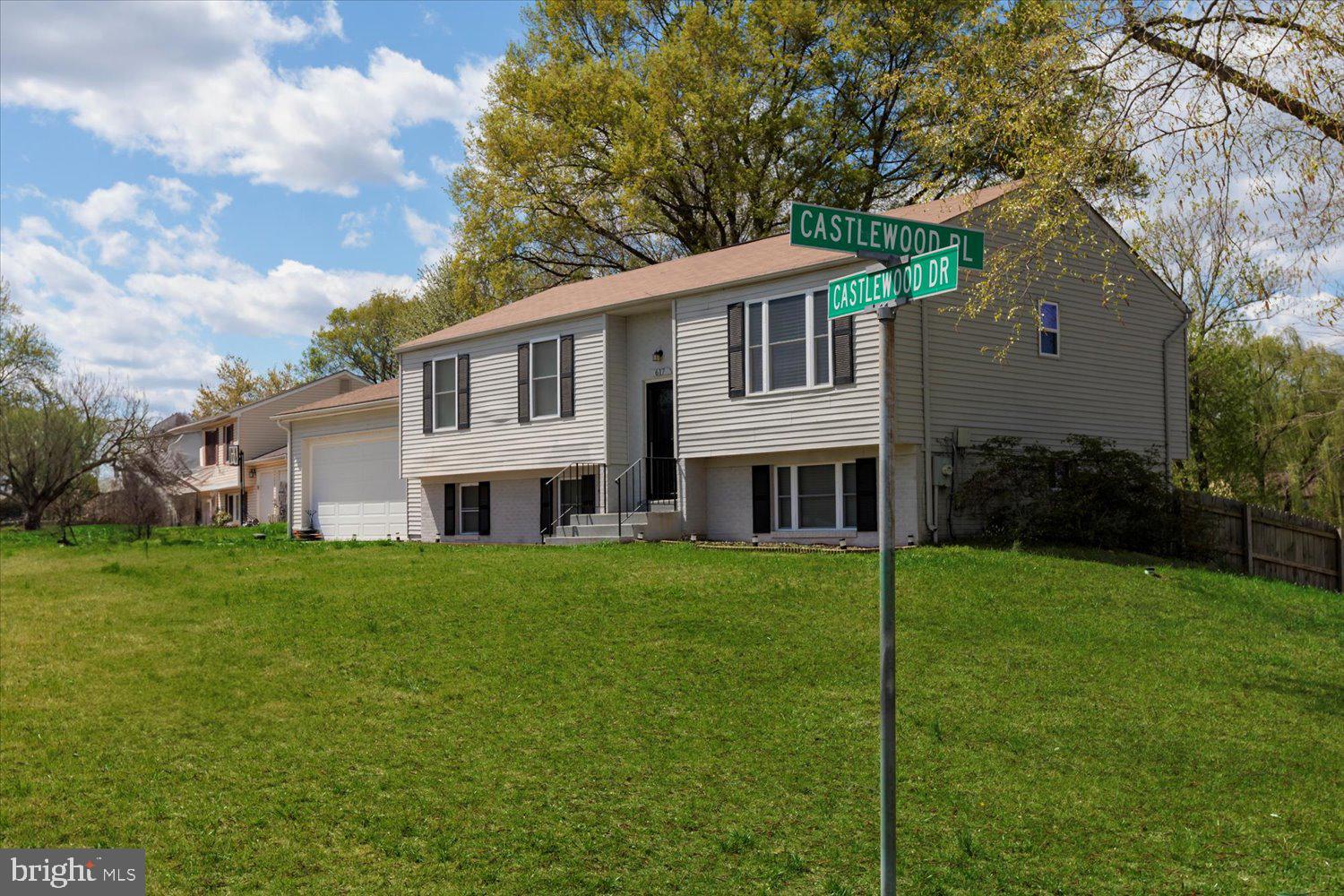 617 CASTLEWOOD DRIVE