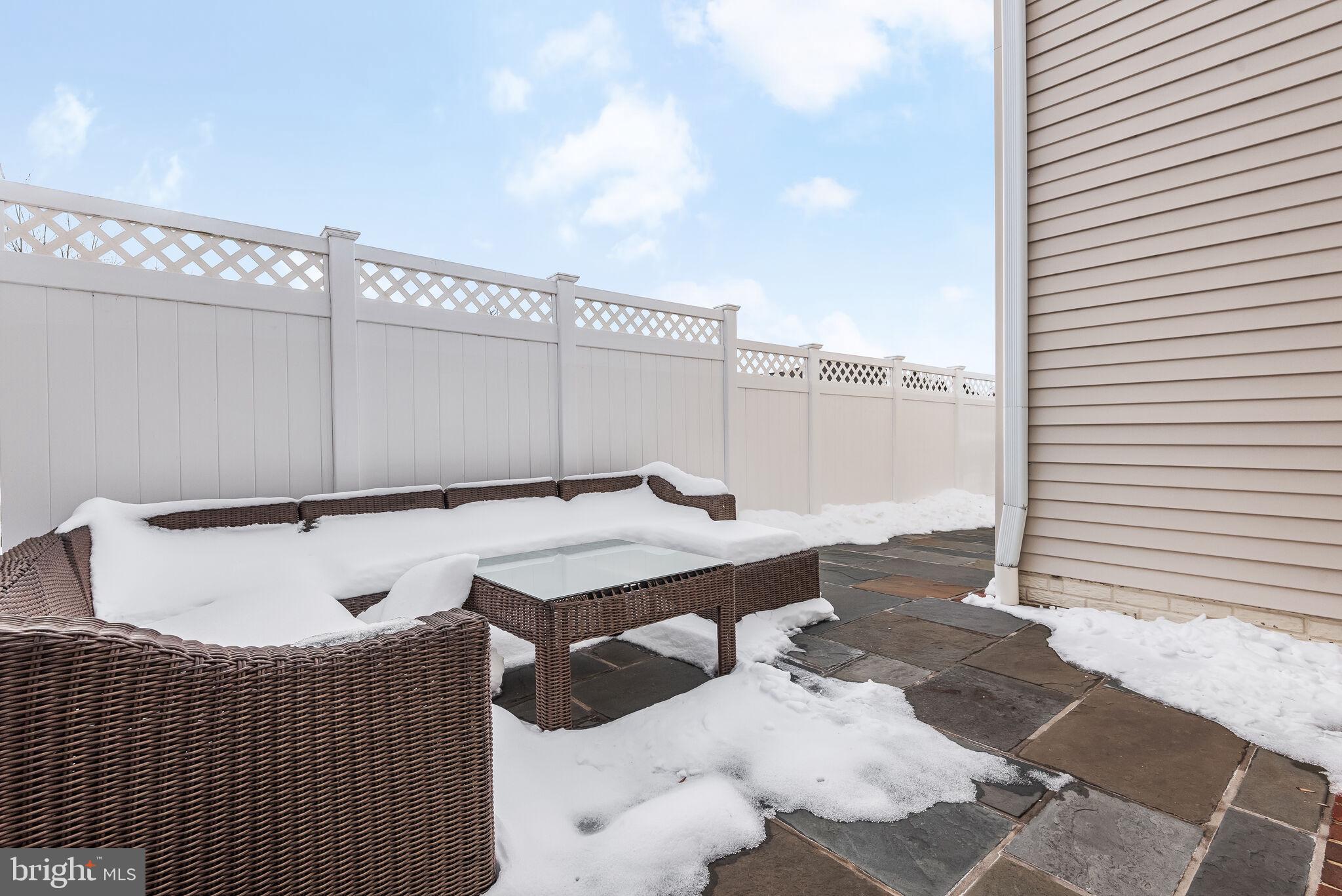 ELLICOTT HILLS - Residential