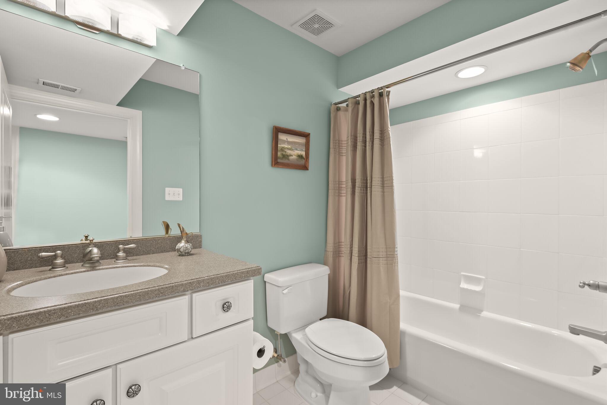 ELLICOTT HILLS - Residential