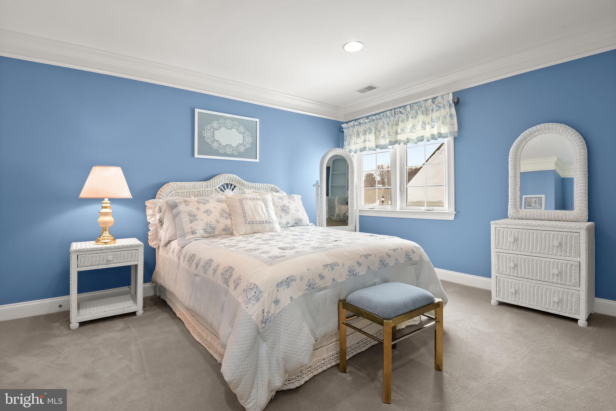 ELLICOTT HILLS - Residential