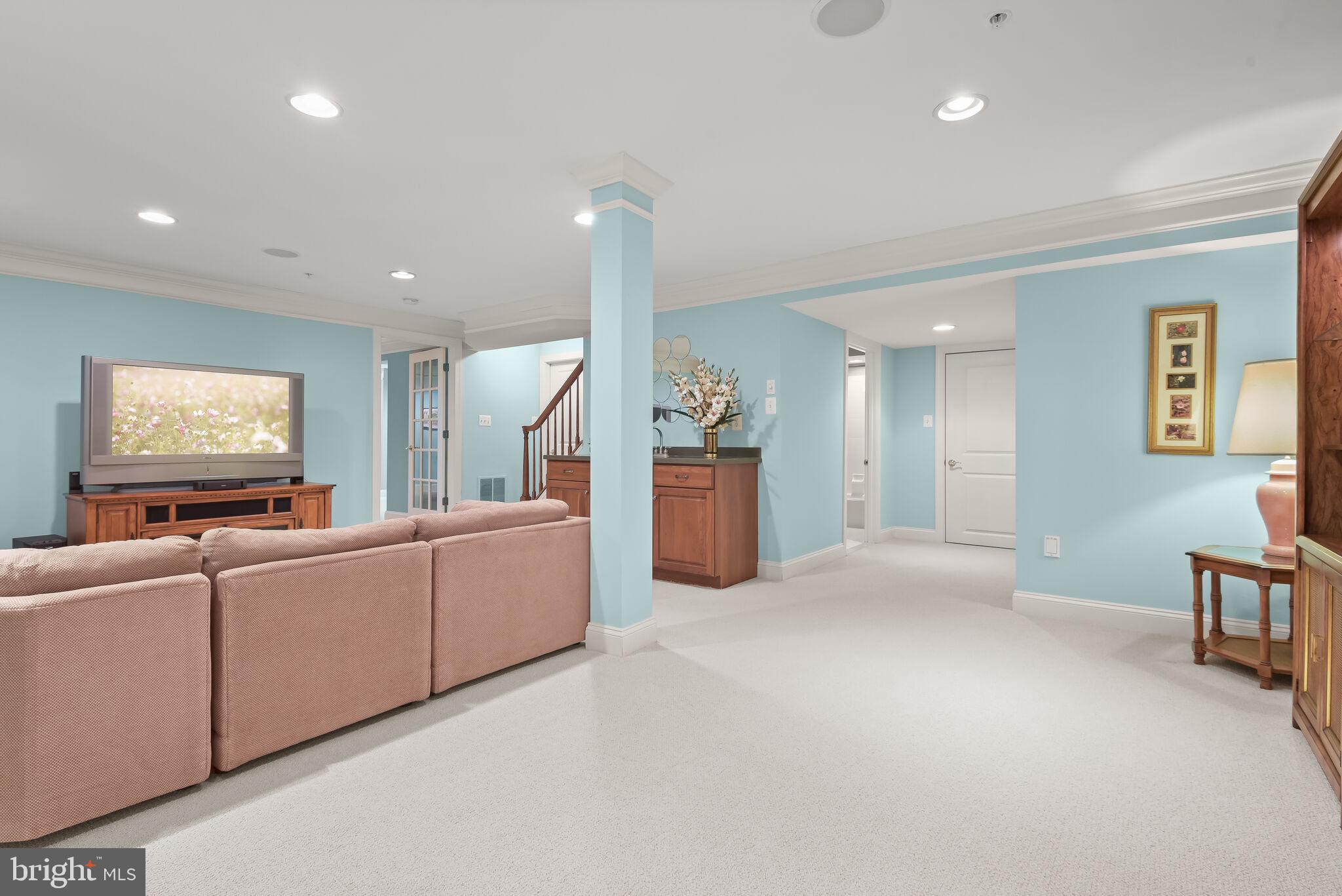 ELLICOTT HILLS - Residential