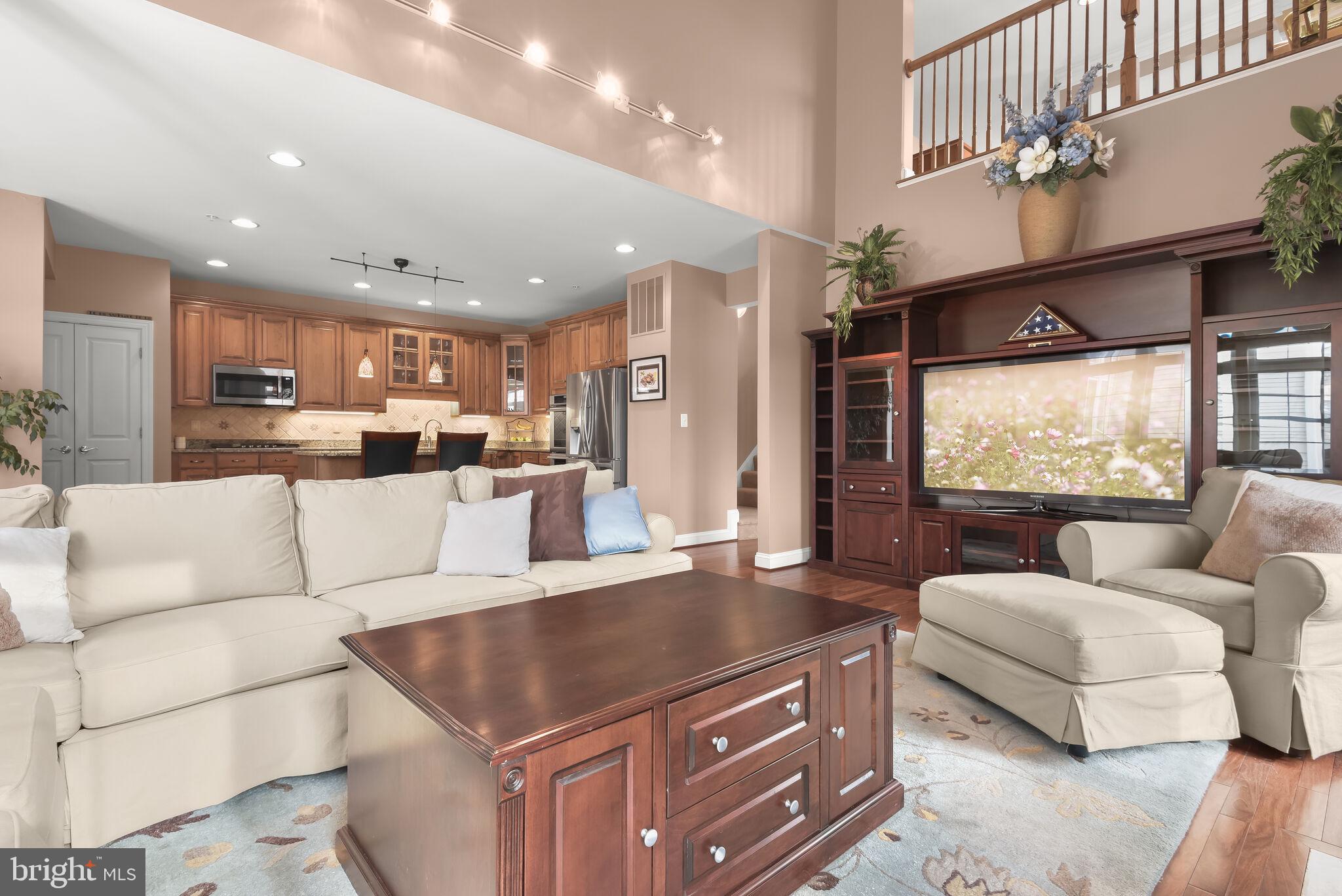 ELLICOTT HILLS - Residential