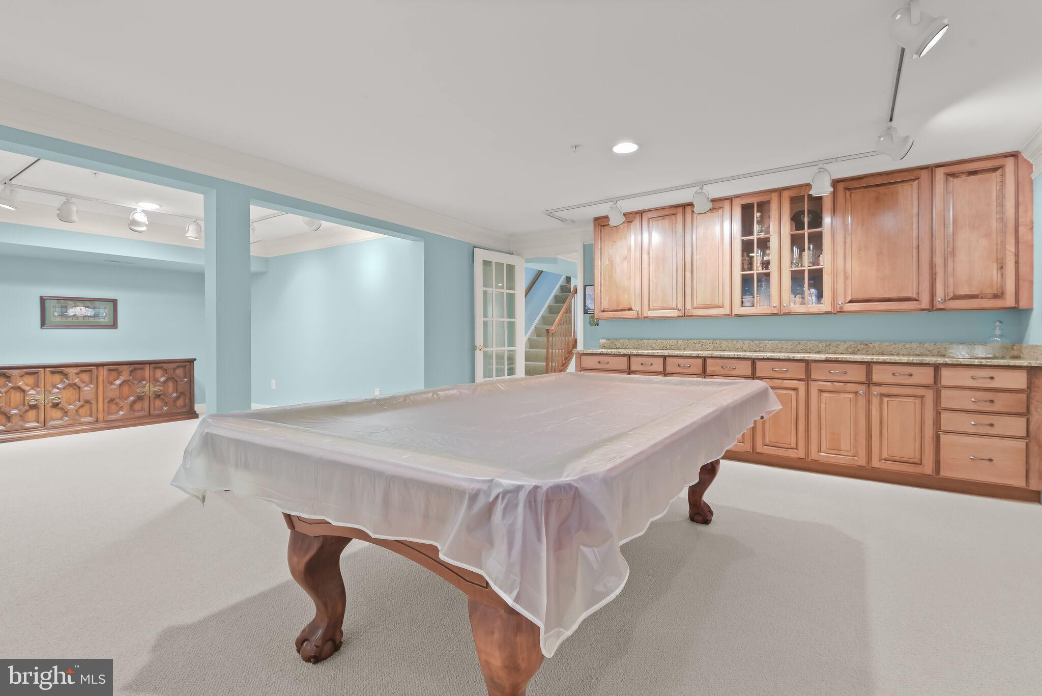 ELLICOTT HILLS - Residential