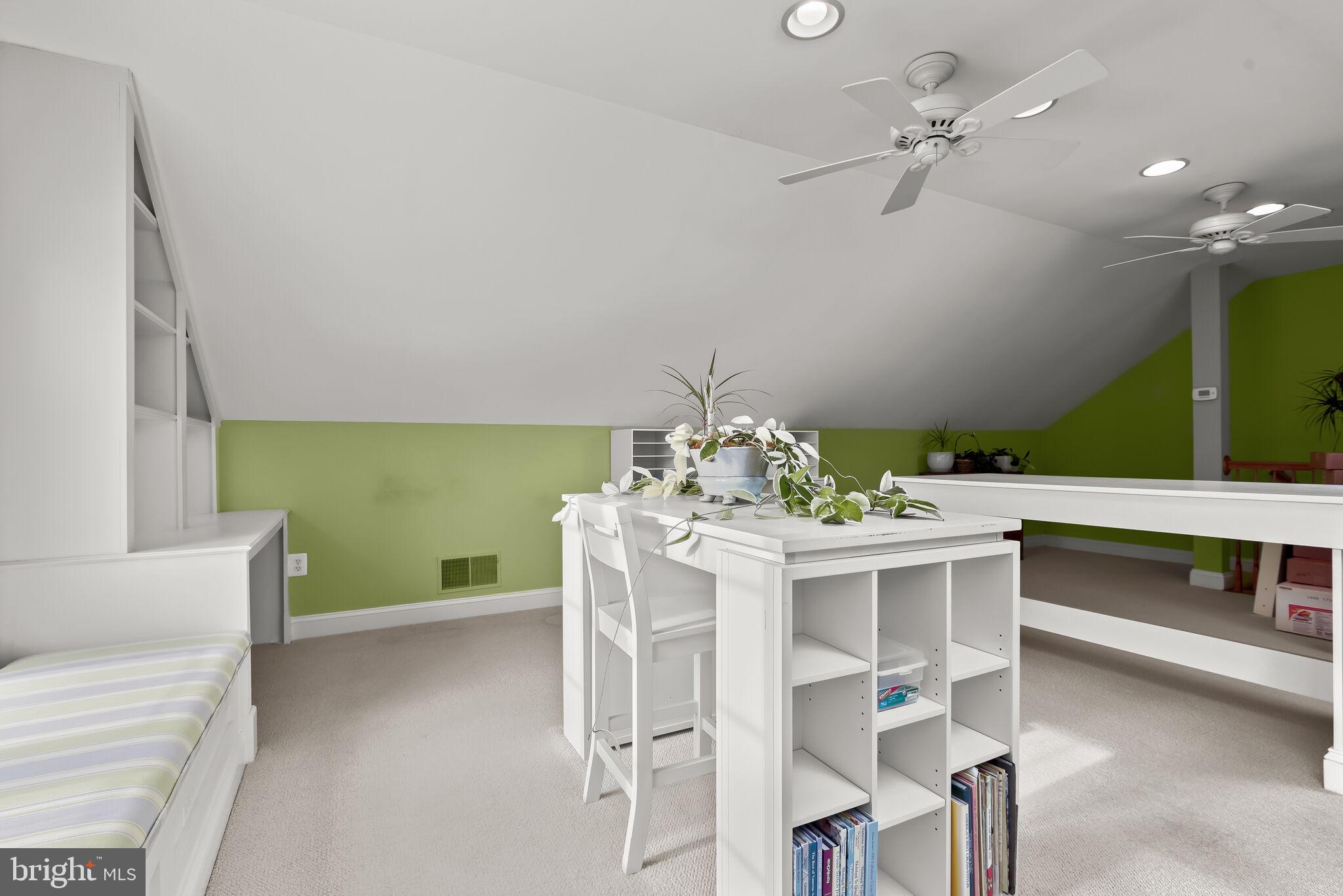 ELLICOTT HILLS - Residential