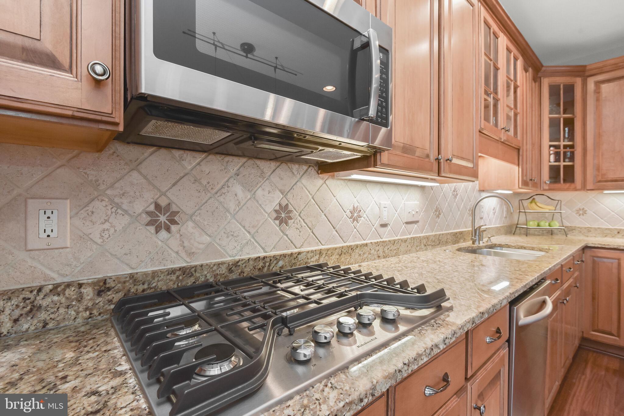 ELLICOTT HILLS - Residential