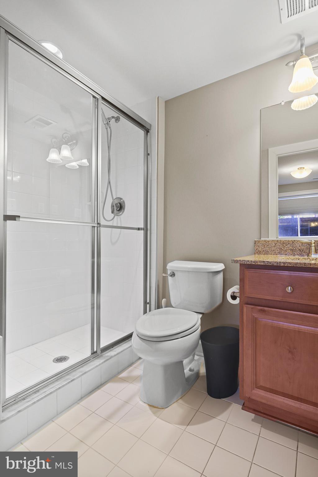 VILLAGES OF URBANA - Residential Lease