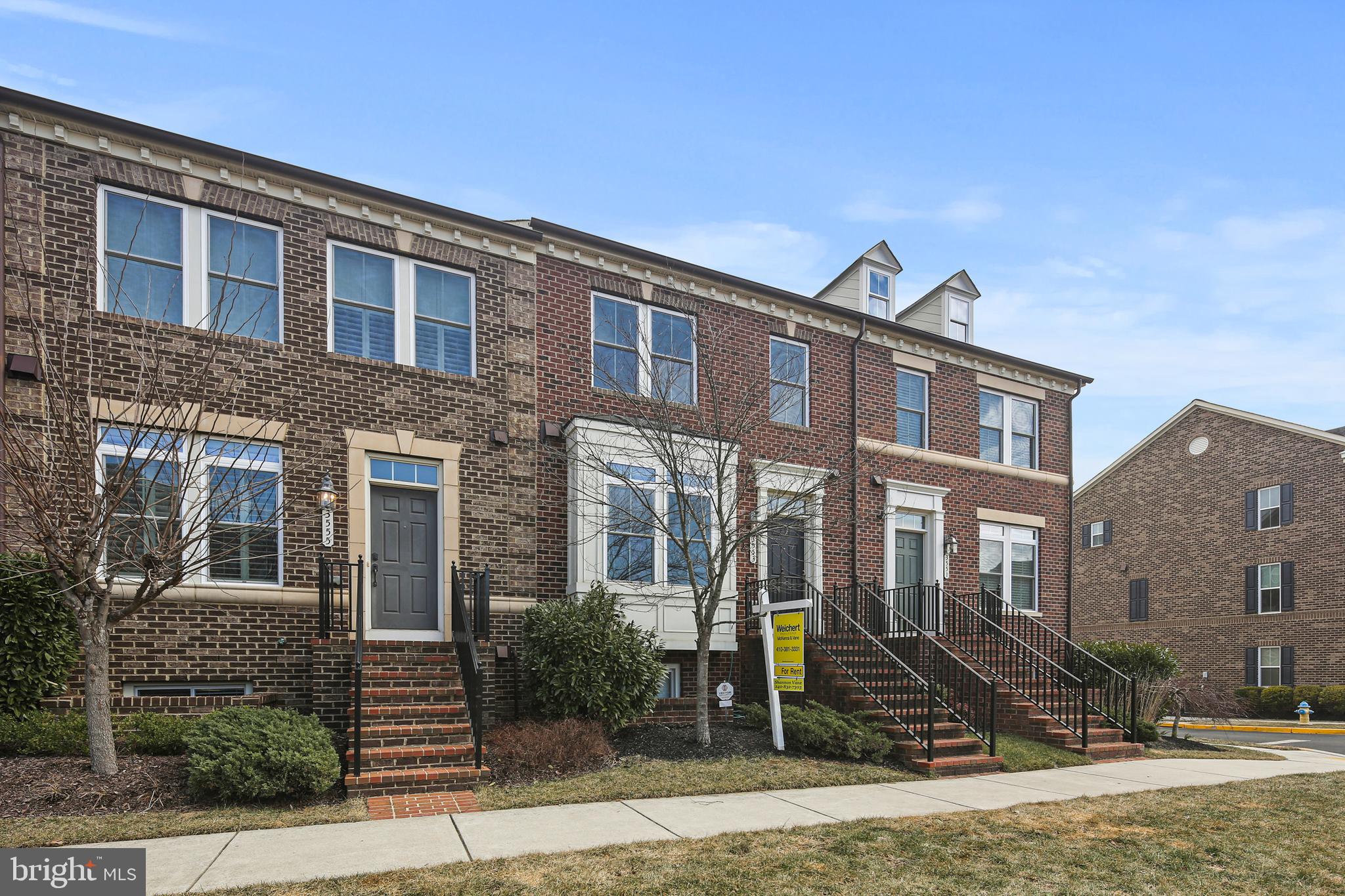 VILLAGES OF URBANA - Residential Lease