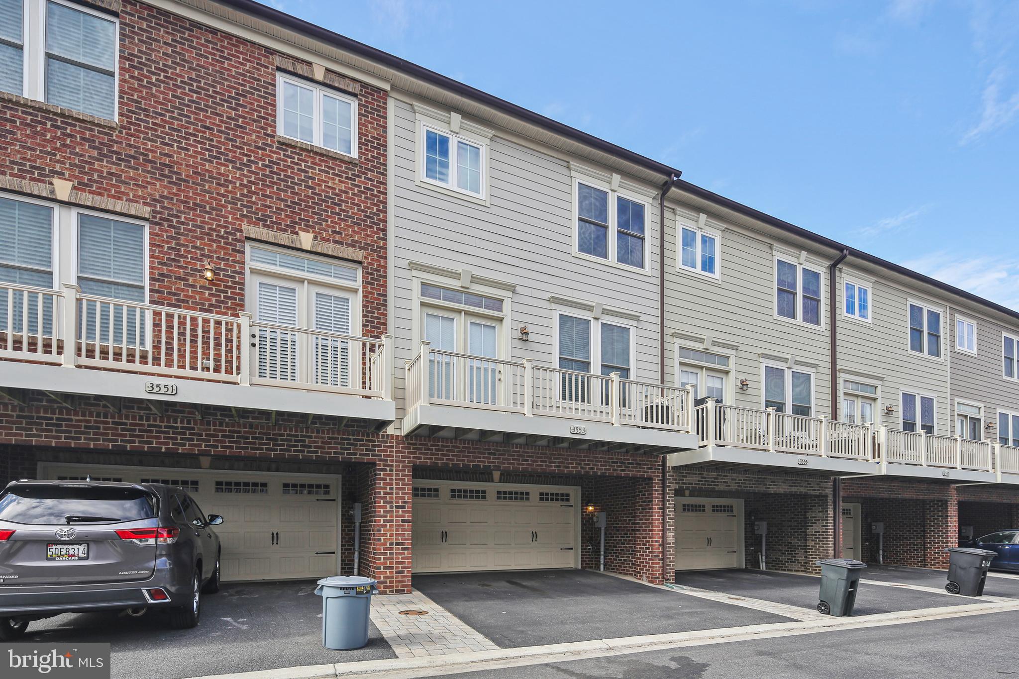 VILLAGES OF URBANA - Residential Lease