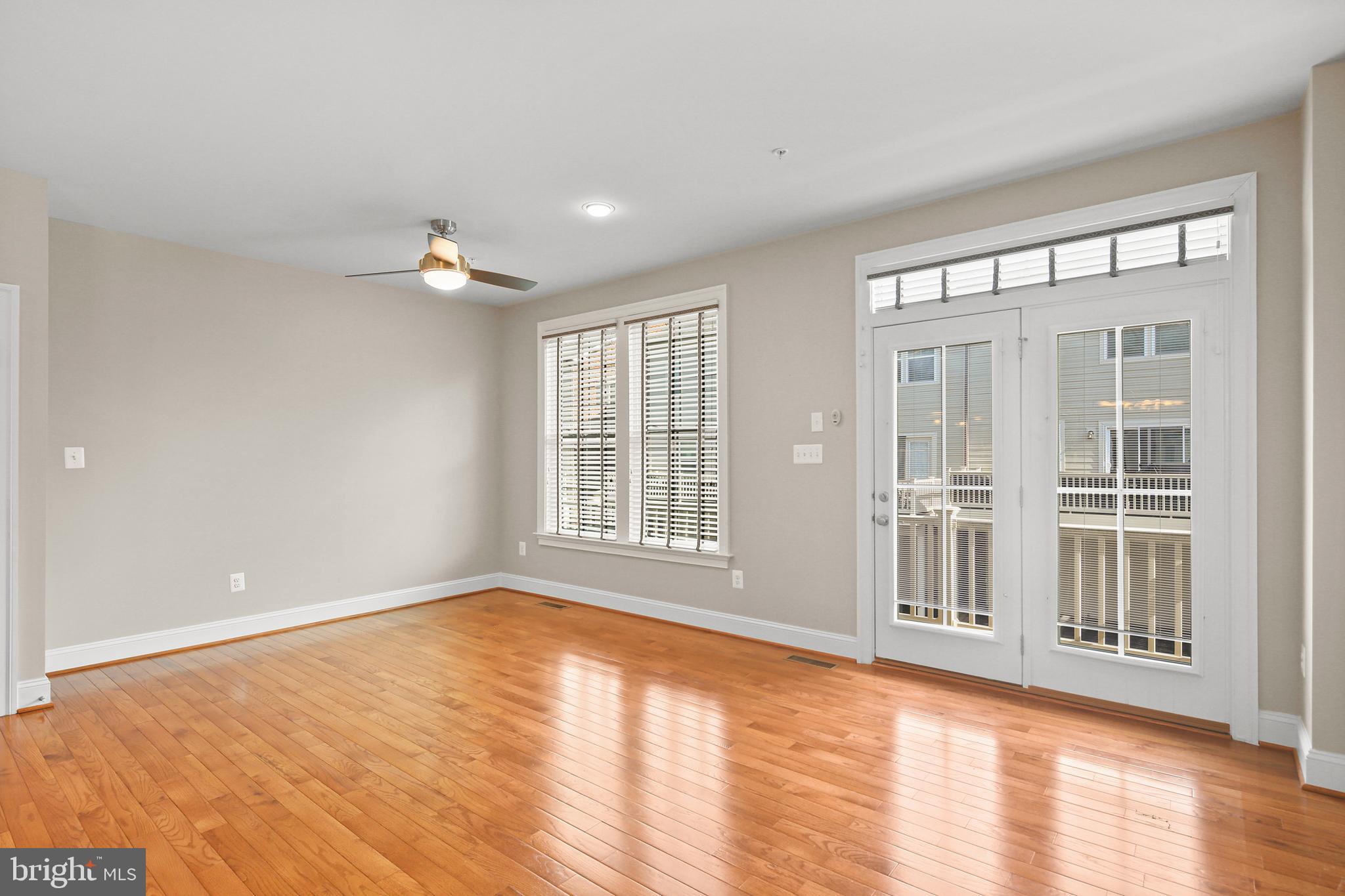 VILLAGES OF URBANA - Residential Lease