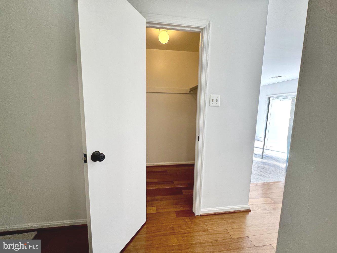 FAIRFAX PLAZA TOWNHOUSES - Residential