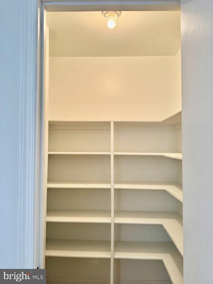 FAIRFAX PLAZA TOWNHOUSES - Residential