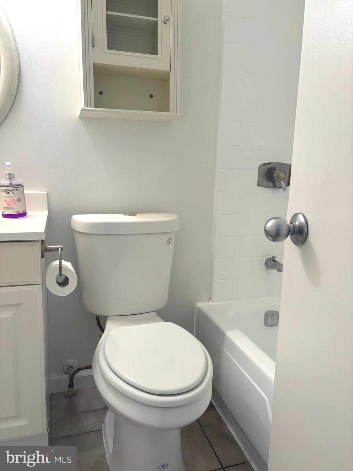 FAIRFAX PLAZA TOWNHOUSES - Residential