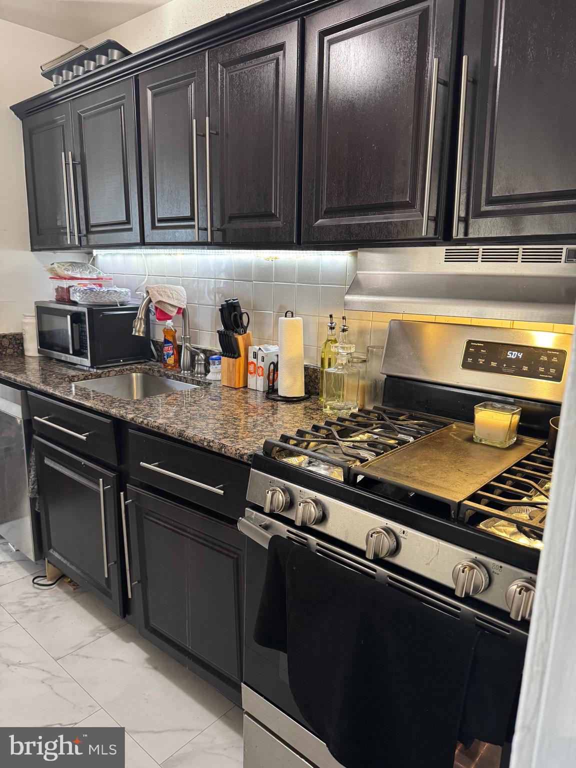 HOLLY HILL CONDOMINIUMS - Residential