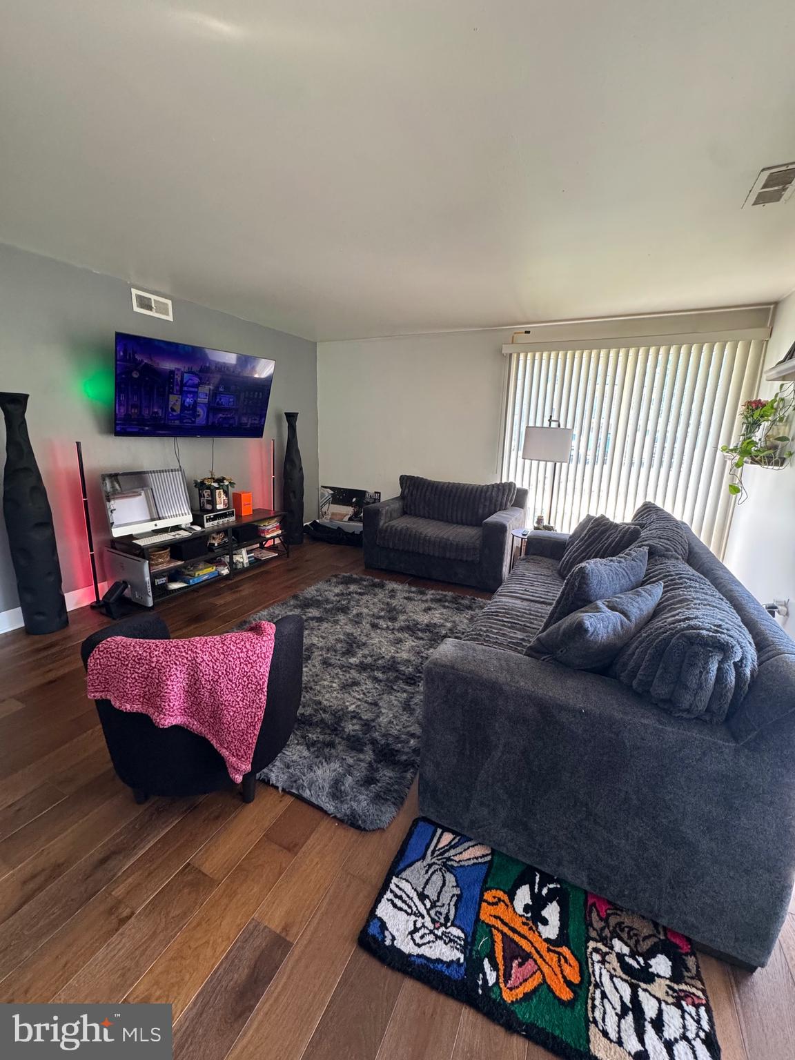 HOLLY HILL CONDOMINIUMS - Residential