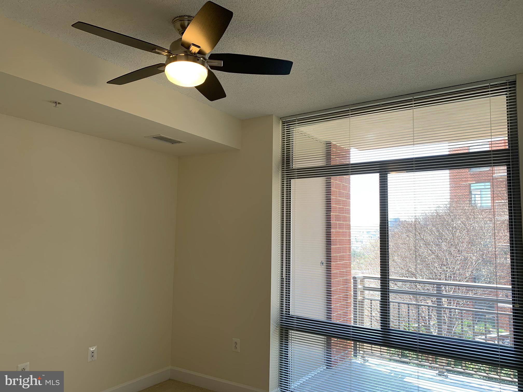 ECLIPSE ON CENTER PARK - Residential Lease