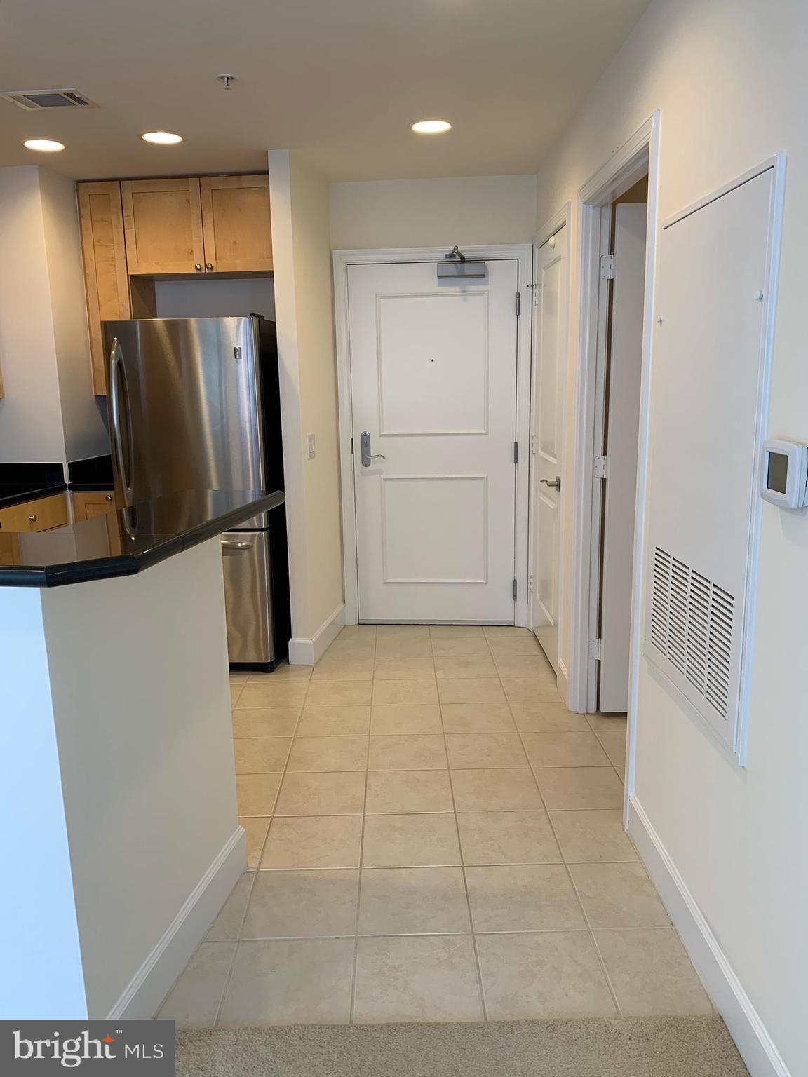 ECLIPSE ON CENTER PARK - Residential Lease